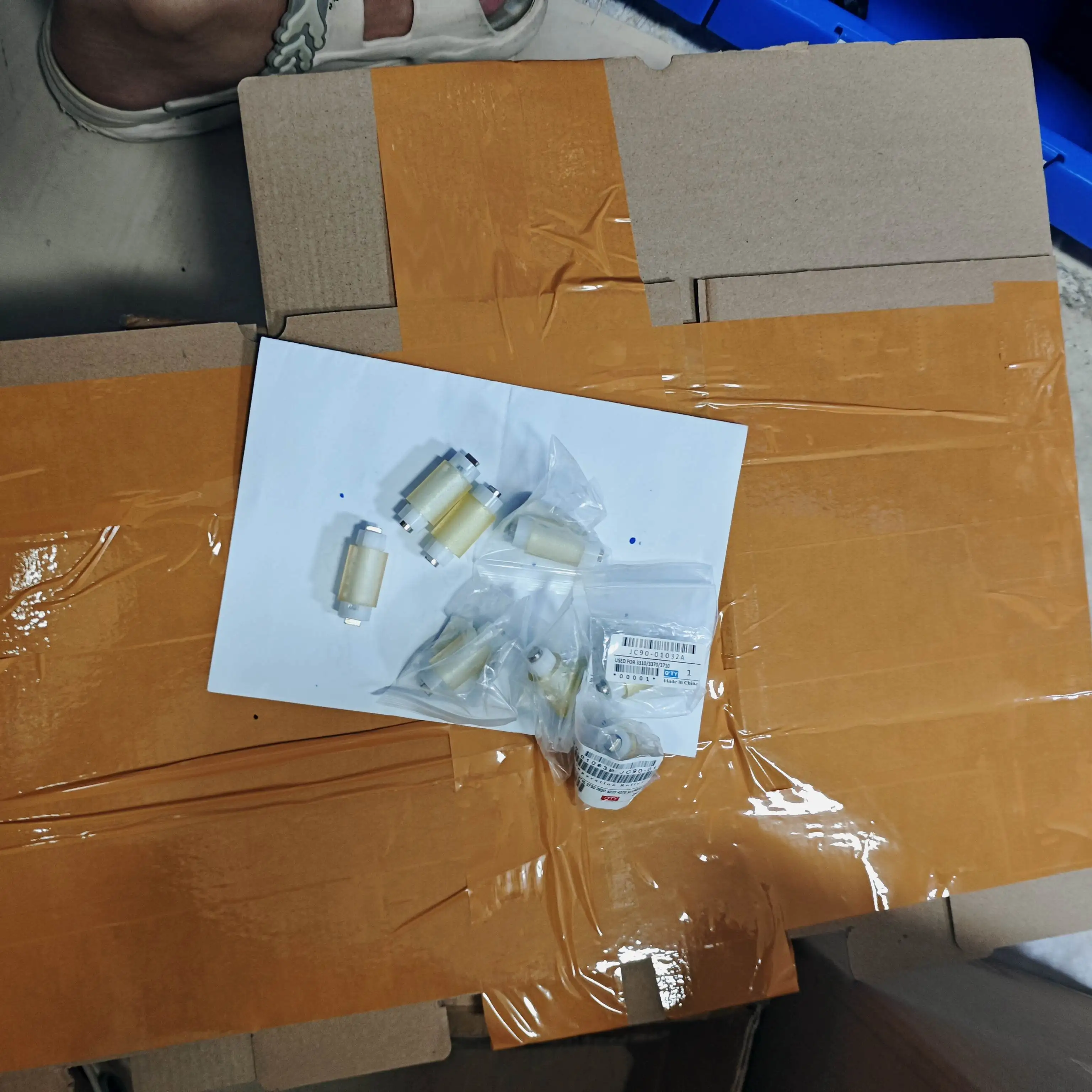 

10X JC90-01032A JC73-00328A JC90-01063A Разделительный роликовый коврик для шин для Samsung ML 3310 3312 M 4020 4070 3710 3712 SCX4833 4835