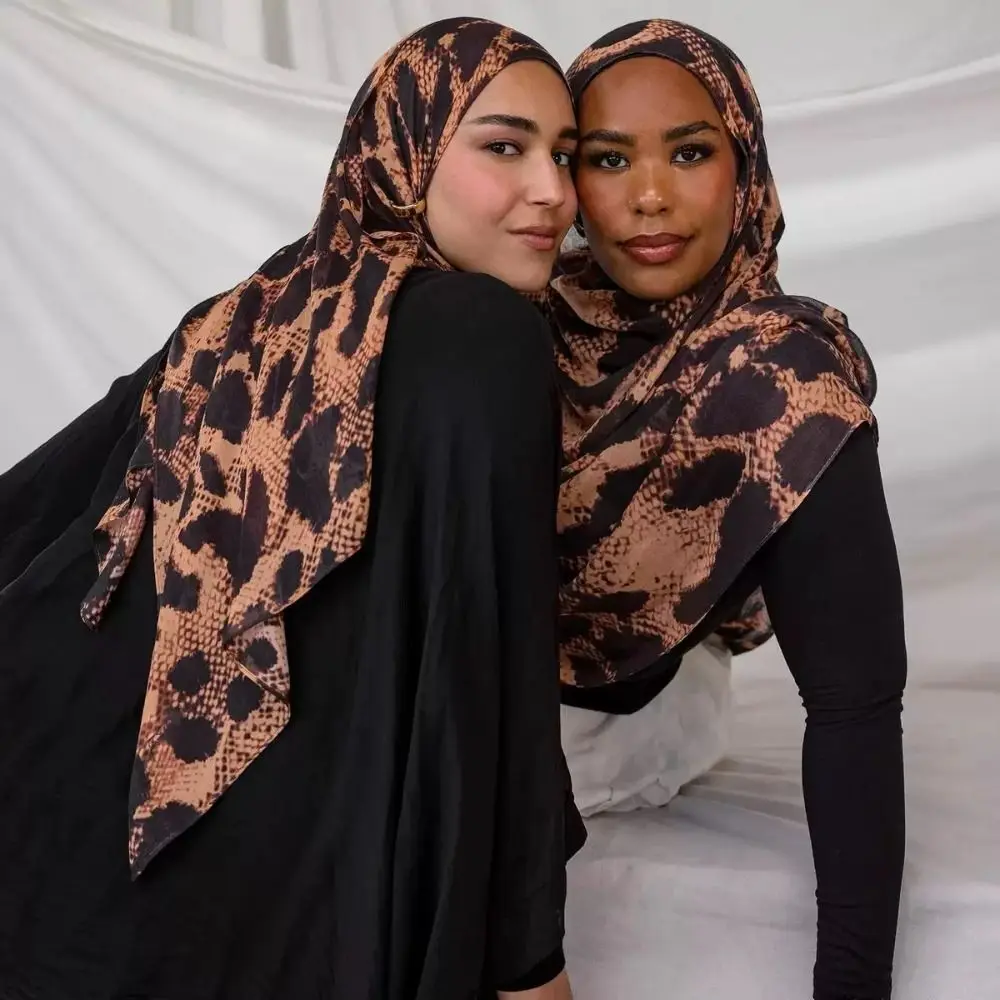 

Fashion Animal Print Hijab Scarf Modal Bandana Headscarf Wide Edge Sunscreen Islamic Turban Female