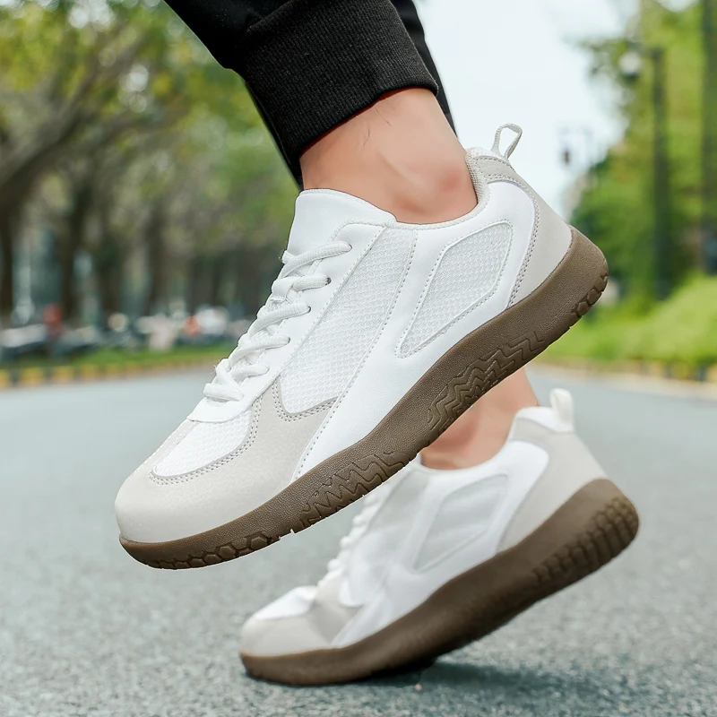 

Men's Wide Casual Sports Shoes Breathable Cushioning Designed for Wider and Thicker Feet Comfortable and Loose Casual Shoes