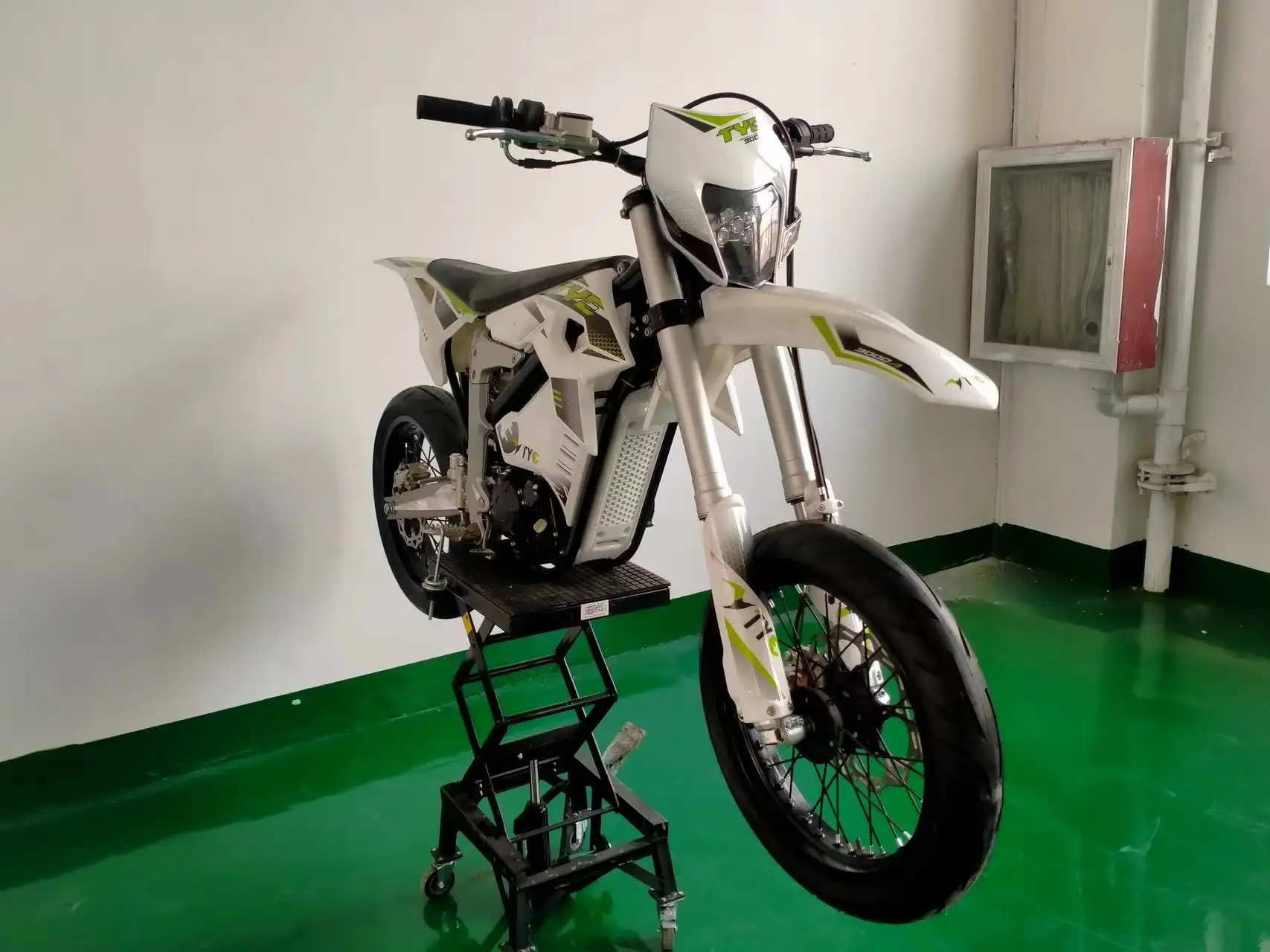 كاليكو الجديدة 125 كم/ساعة 150 كجم دراجة نارية كهربائية 72 فولت 73AH عالية الجودة سبائك الألومنيوم مركبة كهربائية على الطرق الوعرة