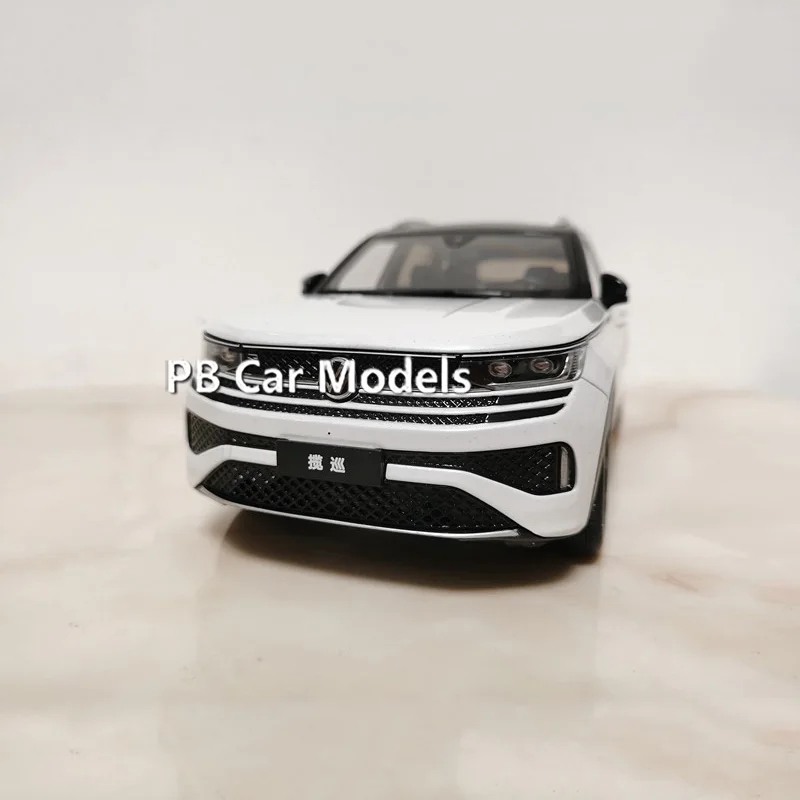 Original factory inspection car model Tavebdor 1:18 large SUV alloy car model collection gift