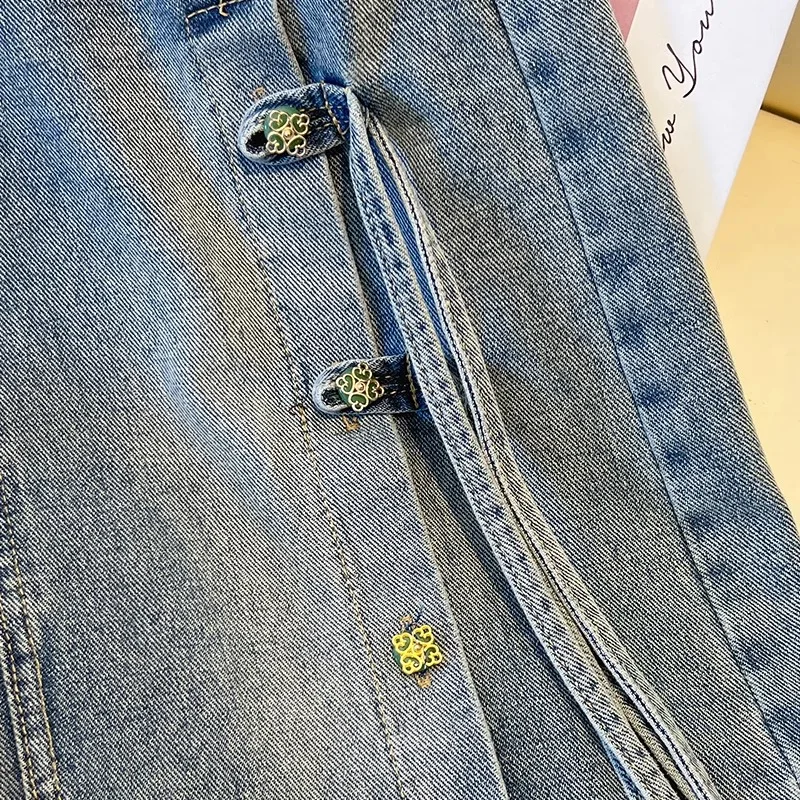 Gonna di jeans con fibbia stile cinese Donna Estate 2025 Nuova gonna a trapezio di media lunghezza divisa Temperamento Nappa Gonne slim tutte abbinate