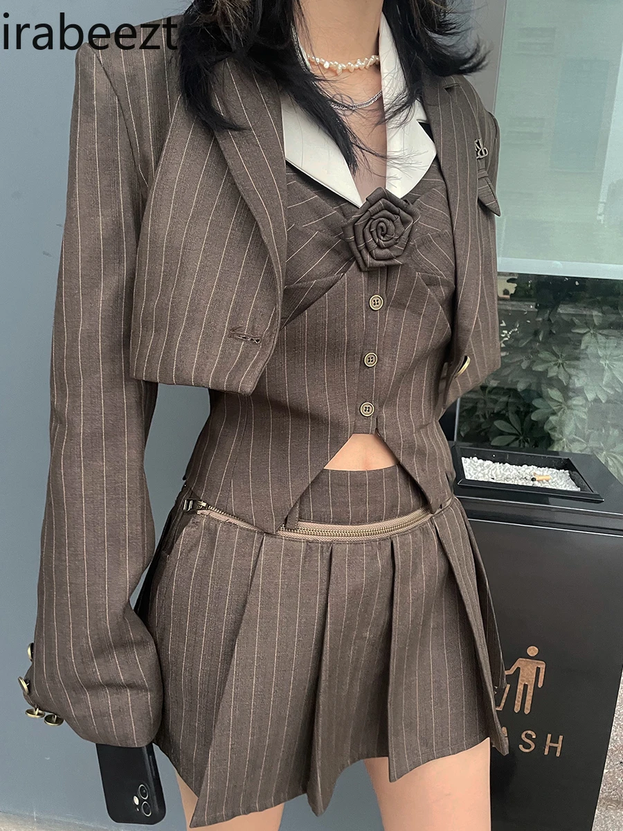 Retro Preppy Suit Sweet Cool Spice Suit Jacket Halter Vest High Waist Pleated Skirt Suit Commit Roupas Femininas Conjuntos