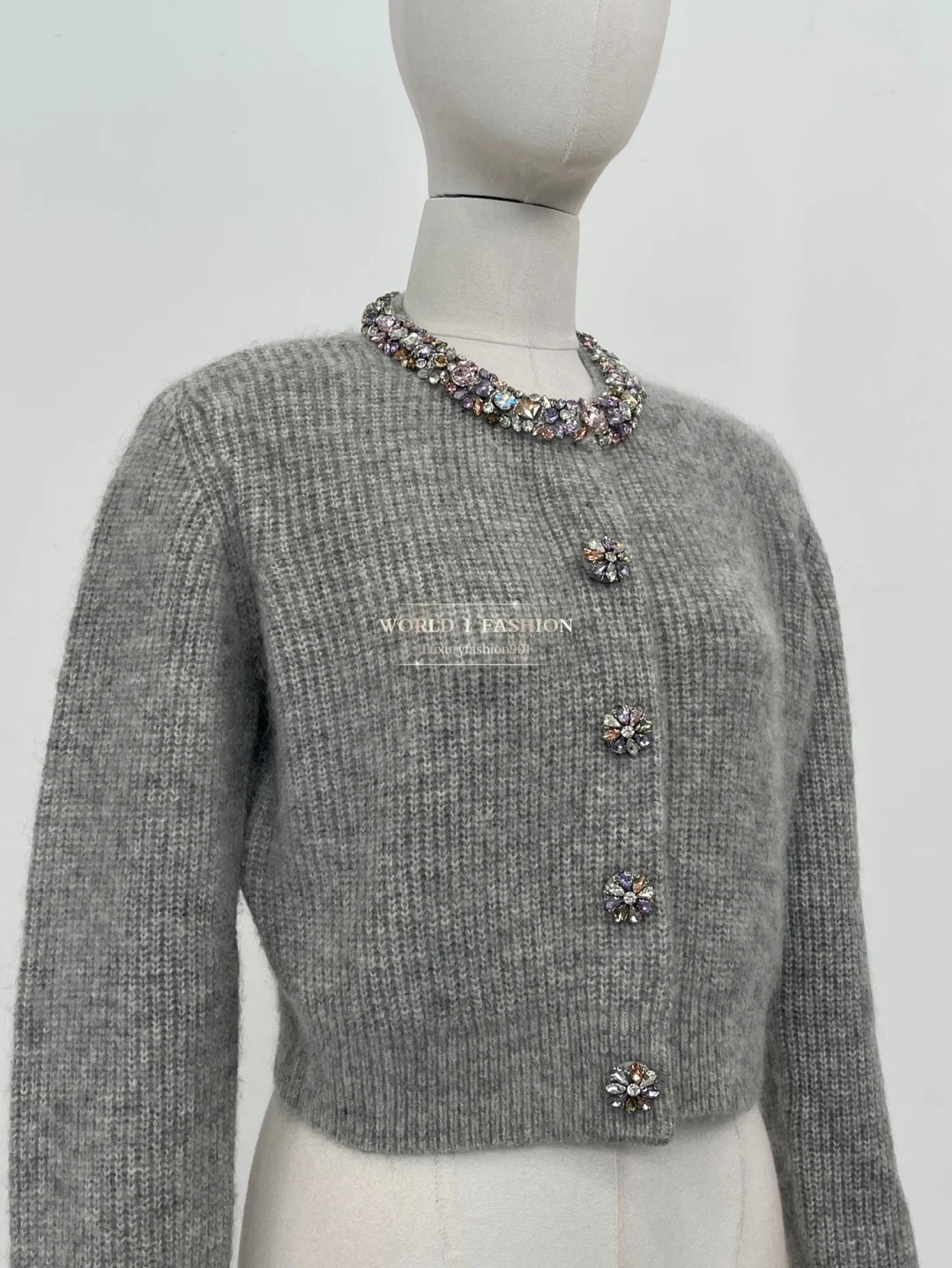 

2025 Women's Grey Long Sleeve Colorful Diamond-Embellished Knitted Cardigan Tops High Quality
