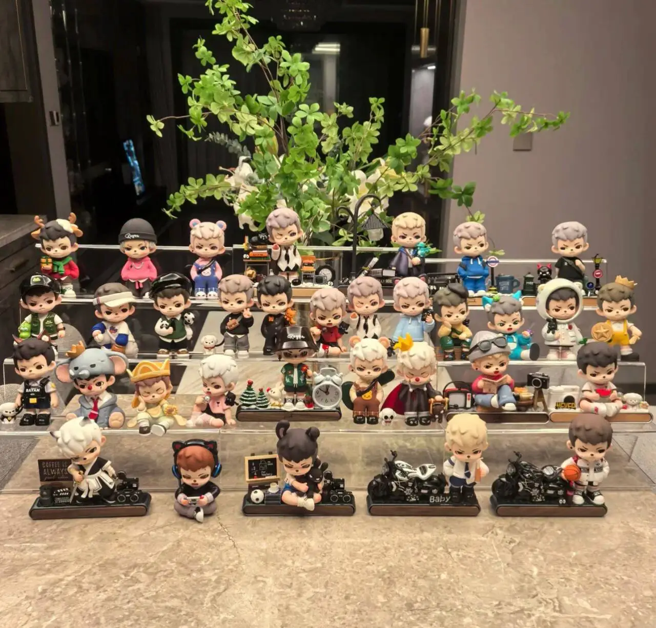 Nowy Tntspace Pełna seria pudełek z niespodziankami Zoraa Rayan Dora Anmoo Mystery Box Modne zabawki Lalka niespodzianka Niestandardowy prezent Zabawka