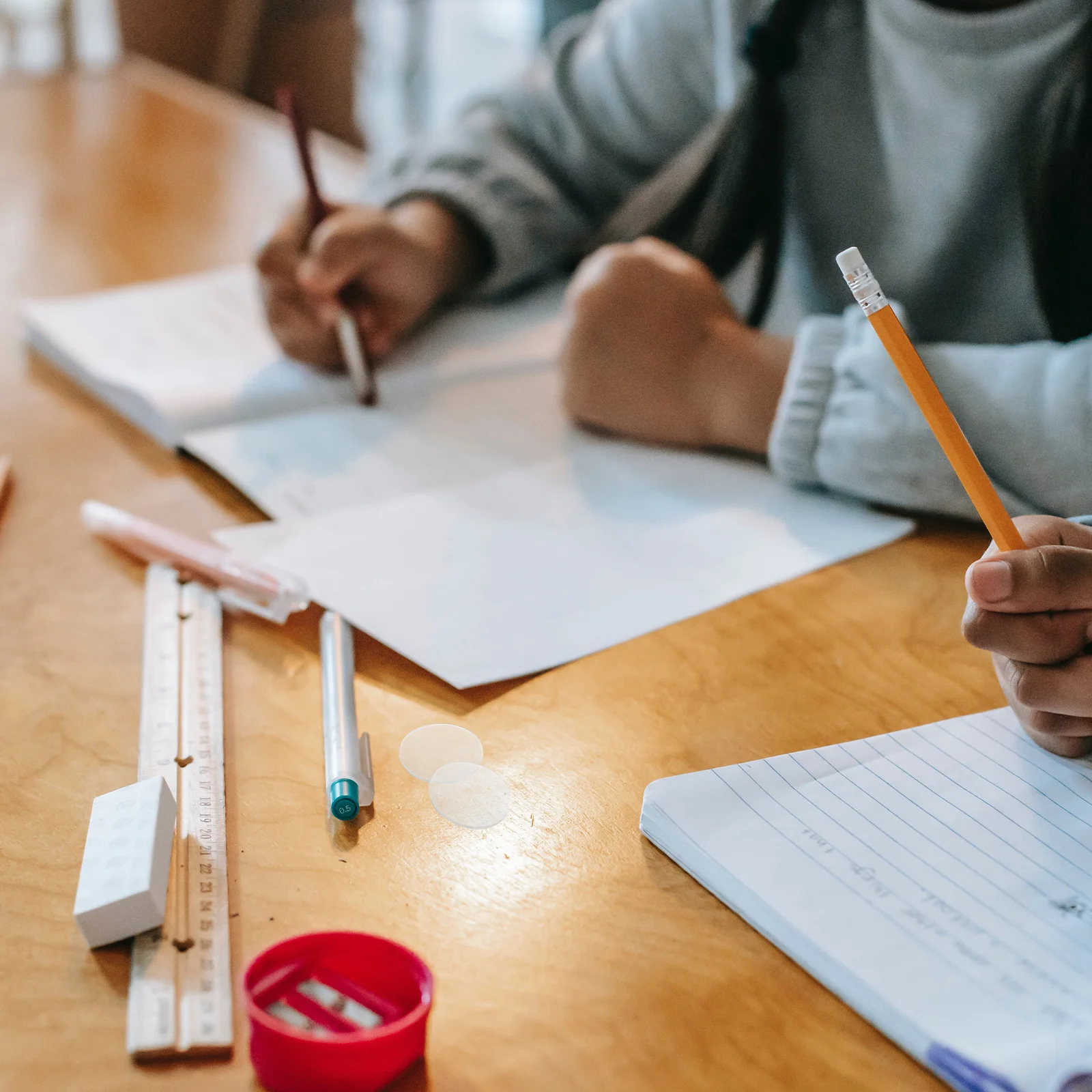 مجموعة عدسات Biconvex شفافة مكونة من 12 قطعة لتعليم المدرسة تحفز القدرة الإدراكية في عدسة محدبة للفيزياء