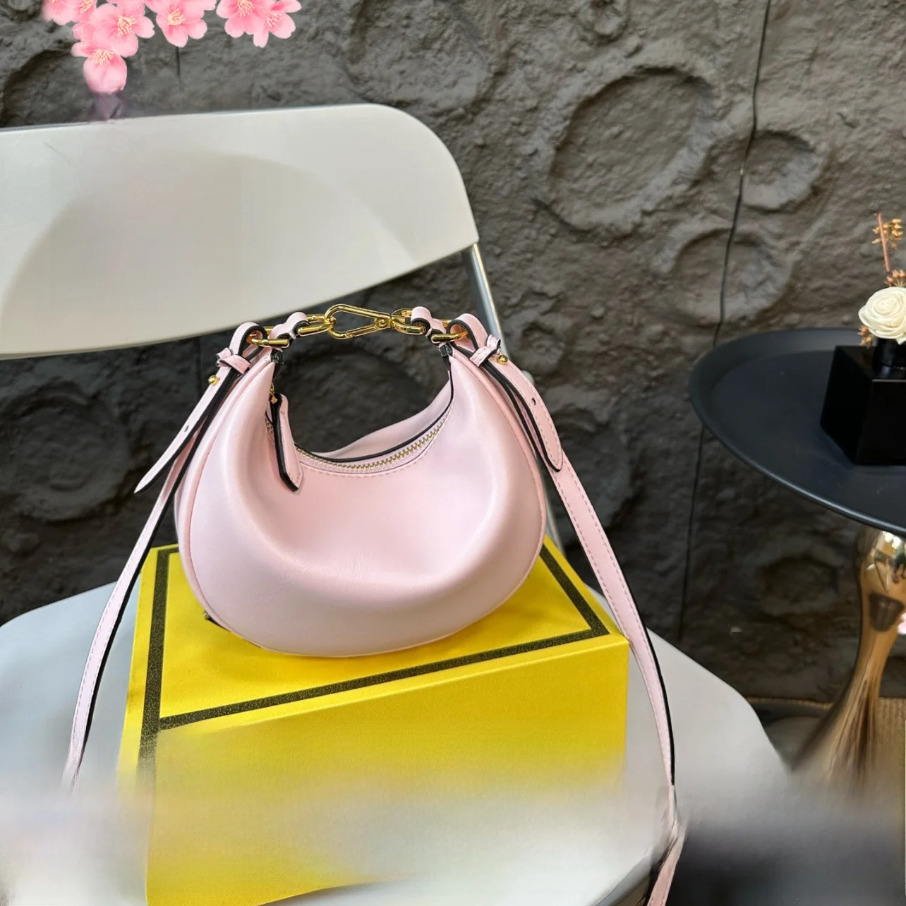

Fenda 2025 New Handbag Women's Spring Summer Versatile Single oulder Bag Crescent ape Underarm Women's Bag