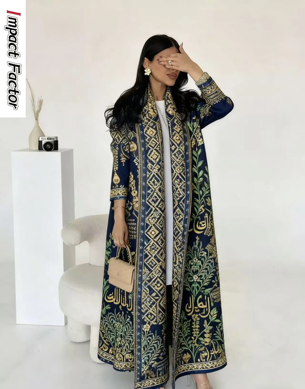 Miyake geplooide moslimkleding mode los gewaad dameskleding lente en herfst nieuwe cape bedrukte lange jas