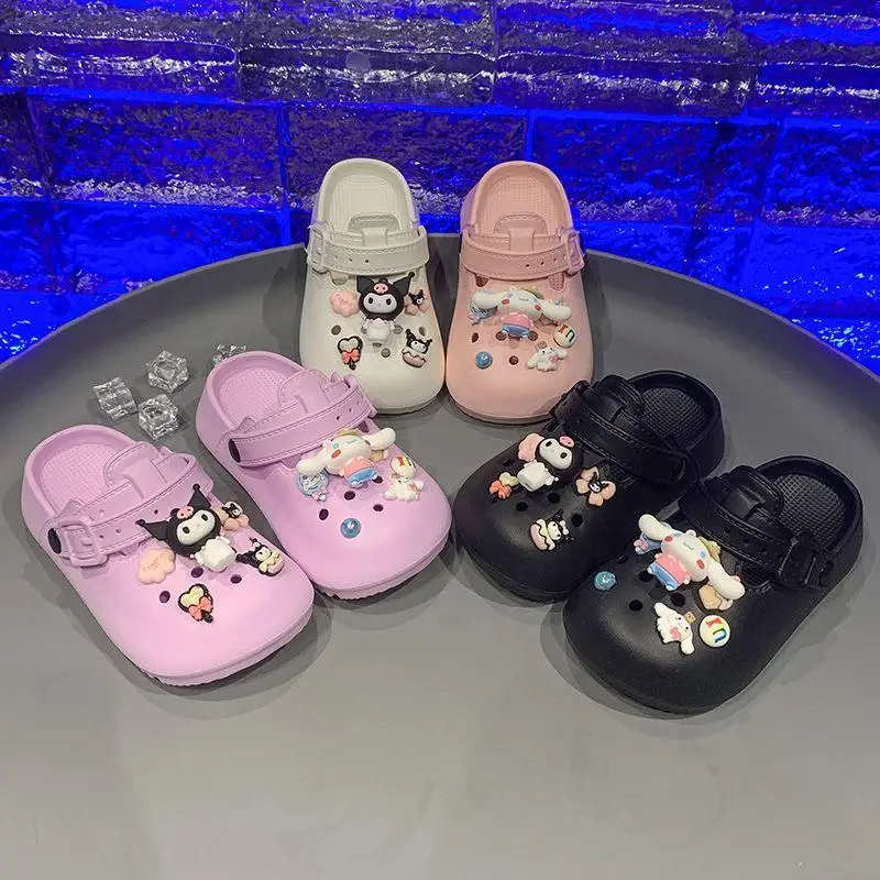 

Sanrio Cinnamoroll/тапочки для девочек, летние детские тапочки с героями мультфильмов, аниме, две наряды, сандалии из Евы, мягкая подошва, кавайная новая пляжная обувь для ванной комнаты