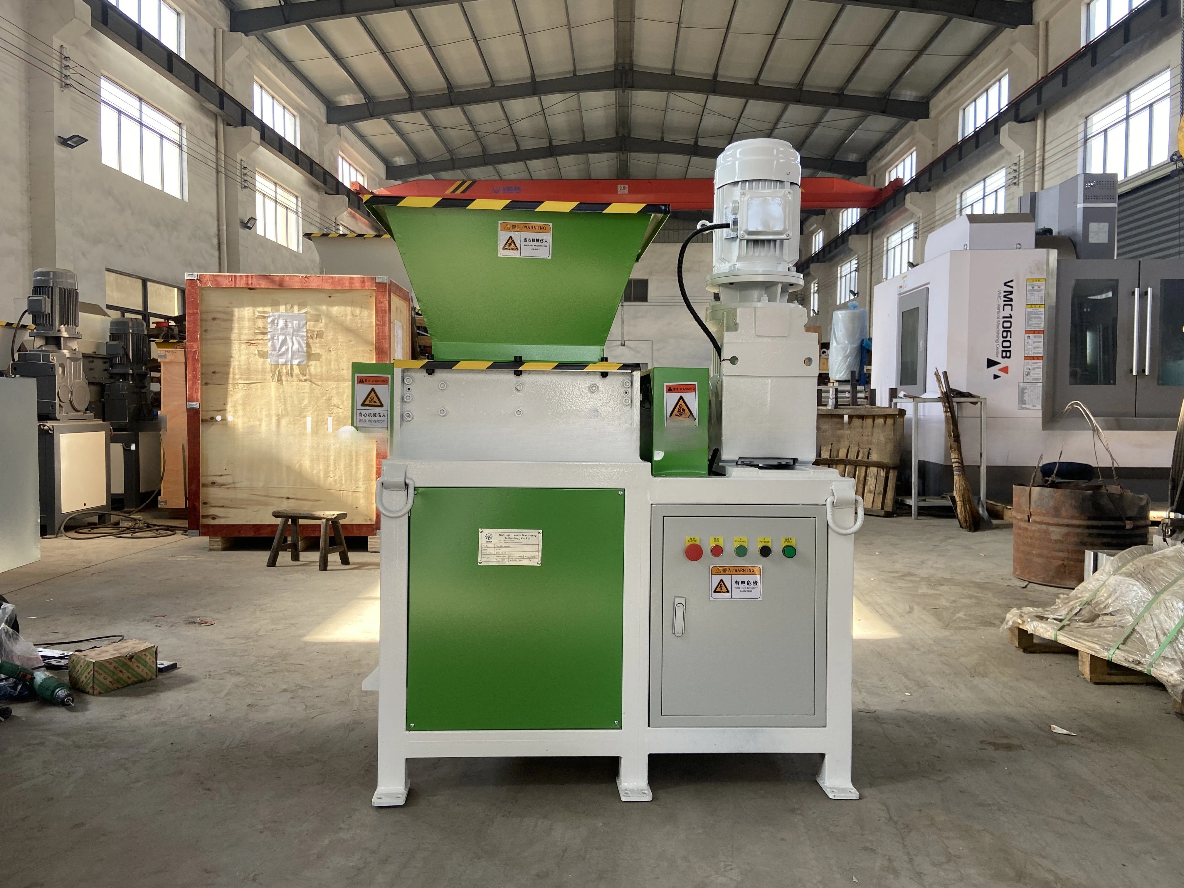 Mesin penghancur vegetasi