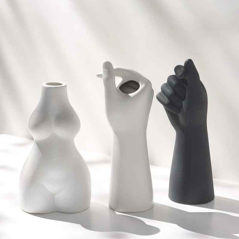 

Ceramic vase - Nordic human-shaped creative decorative piece for flower arrangement, suitable for water-grown flowers