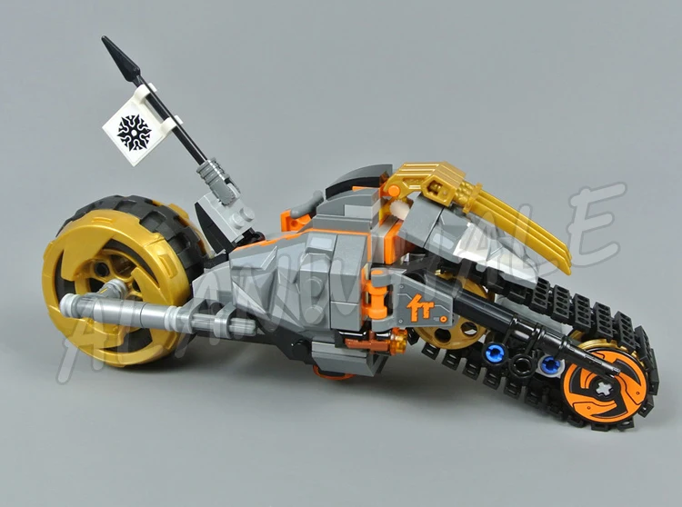 230 elementów Zestaw klocków konstrukcyjnych Cole's Armored Dirt Bike Destroyer's Scimitar 11327 Kompatybilny z modelem