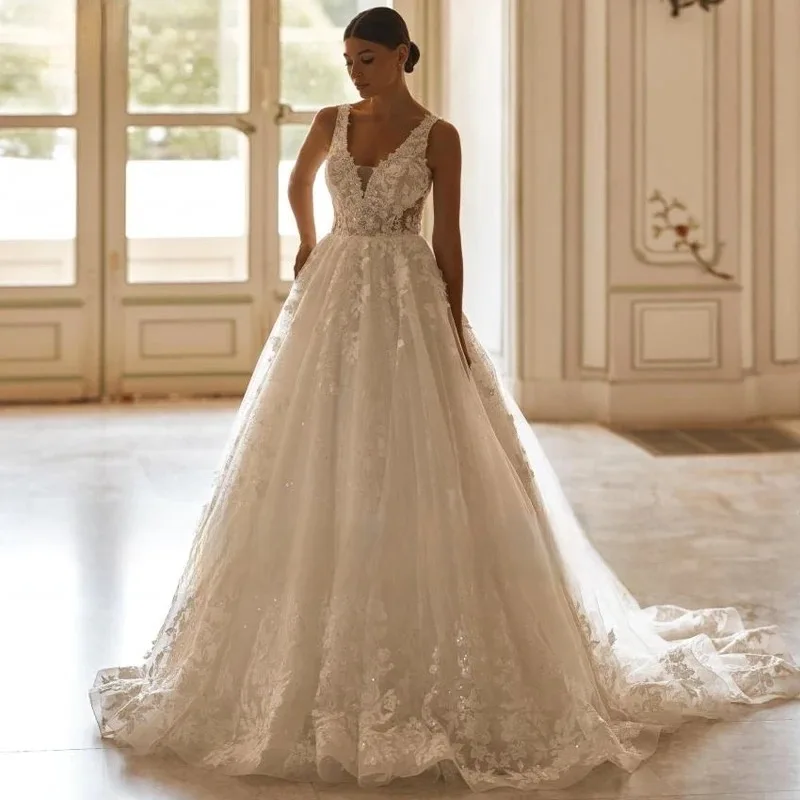 

One Life Romantic V-Neck Beading A-Line Wedding Dress Exquisite Lace Appliques Court Train Customized Princess Bridal Gown