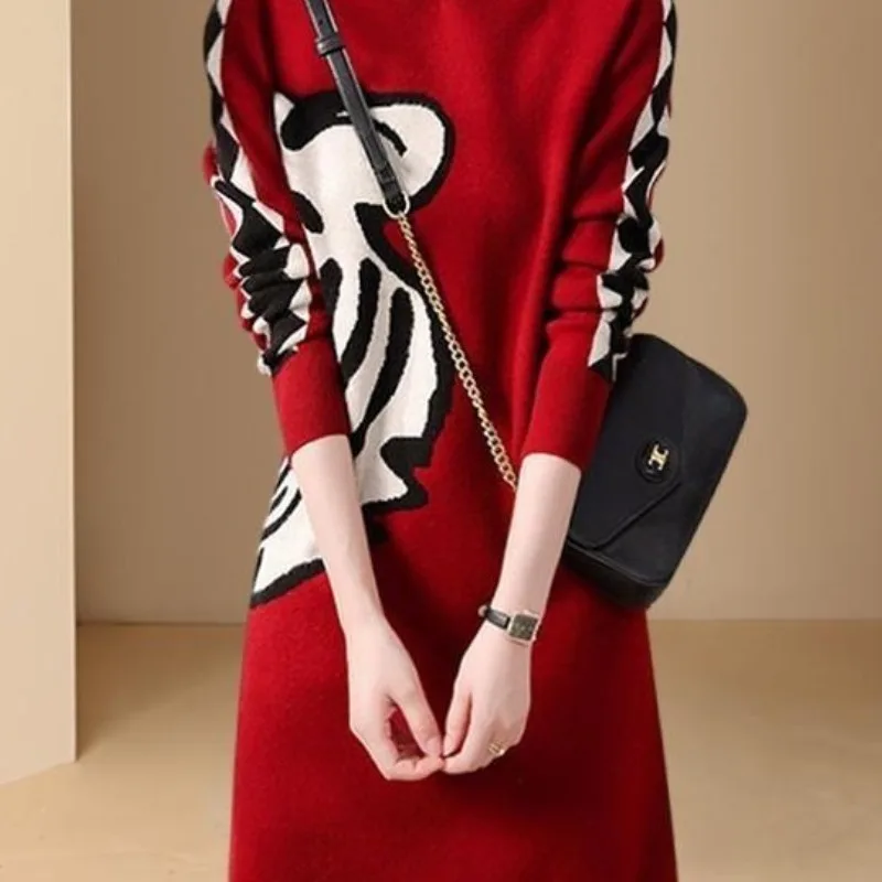 Women\'s Autumn and Winter New Fashion Elegant Pullover Round Neck Printed Loose Panel Long Sleeve Casual Sweater Knitted Dress