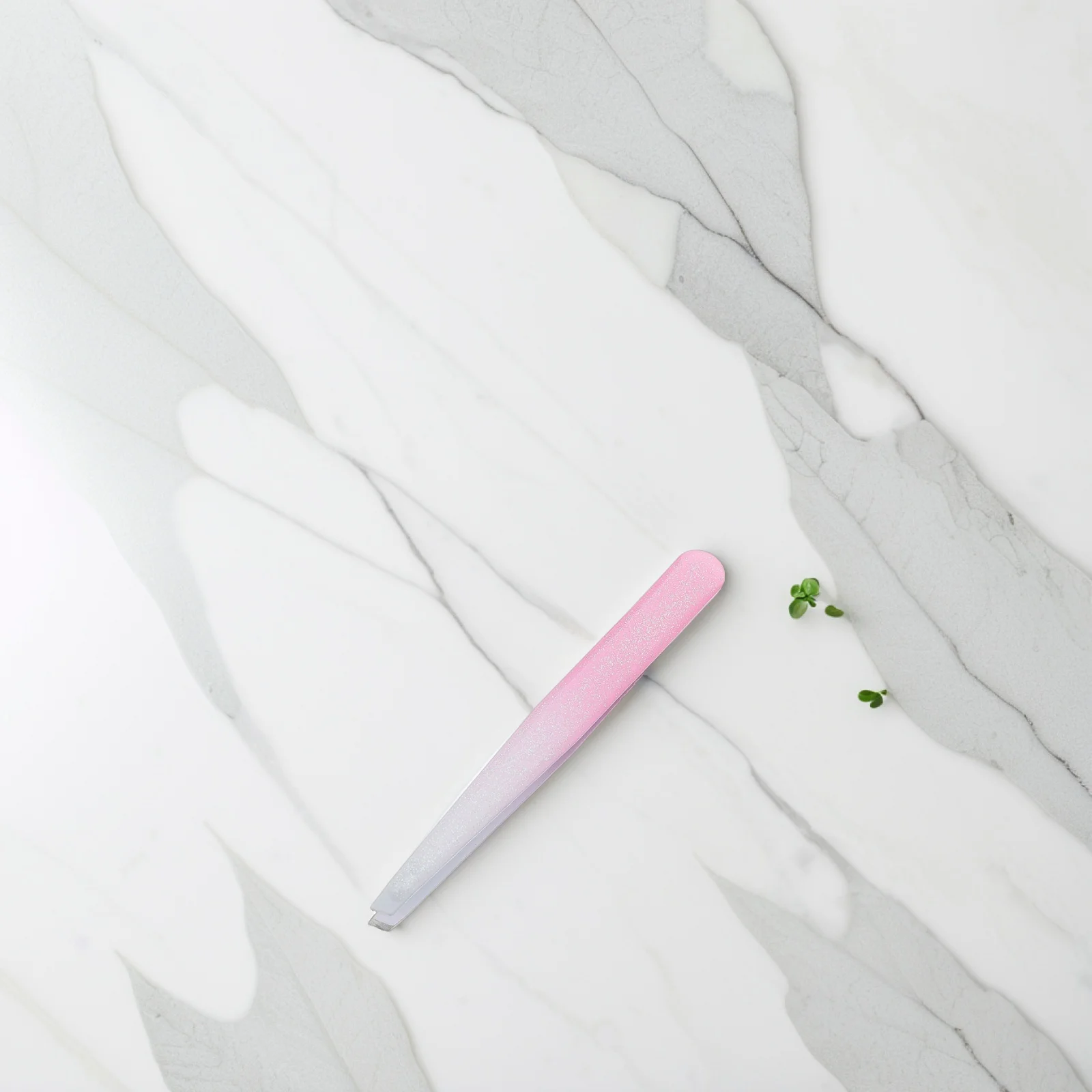 4 個プロフェッショナル眉毛ピンセット斜め先端グリッターエポキシ仕上げトラベルサイズ精密グルーミングツールセットプラッカーヘアリムーバー