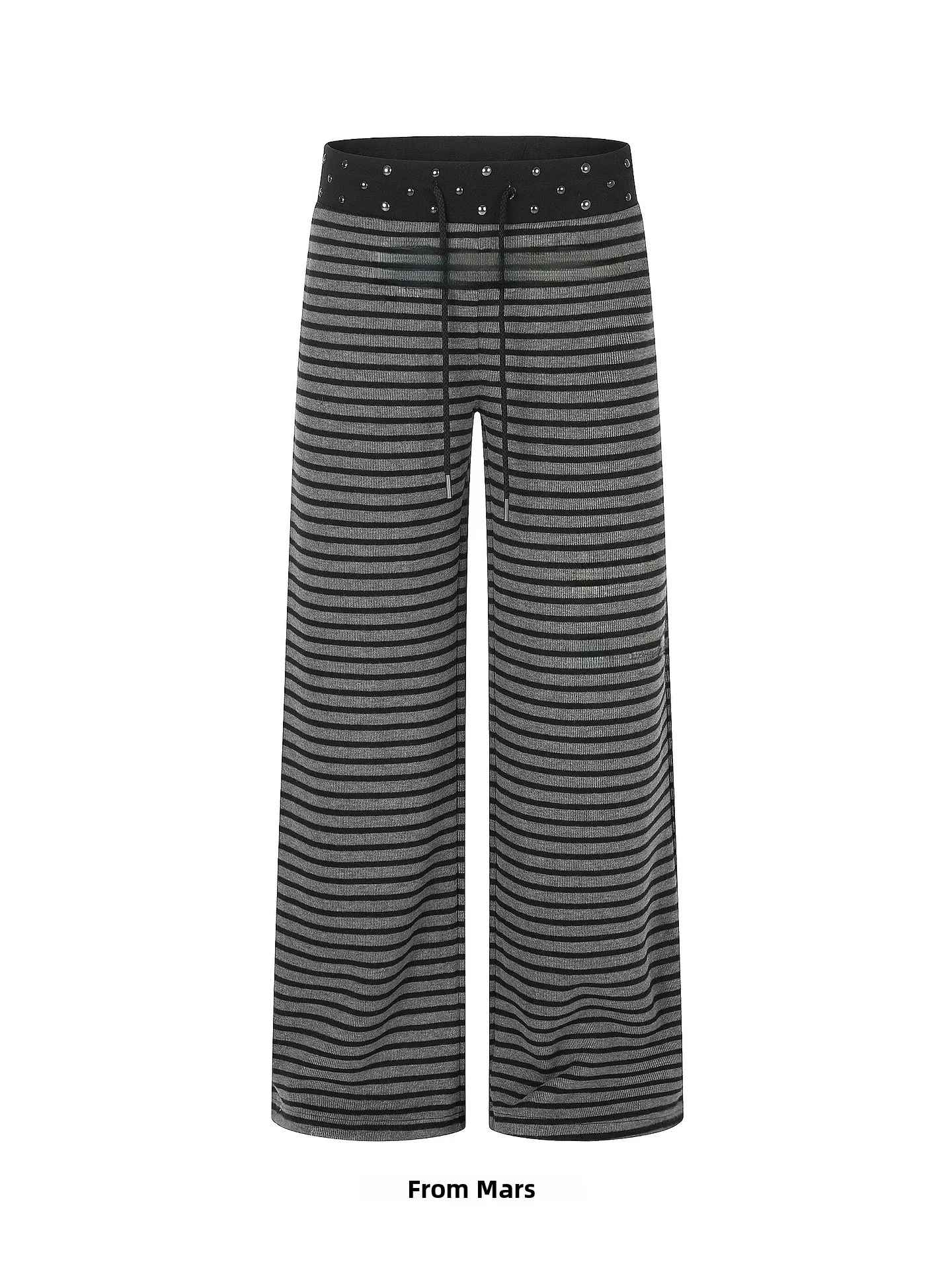 pantalon-decontracte-et-confortable-tendance-fabrique-en-chine-collection-automne-avec-poche-et-mouchoir-inclus