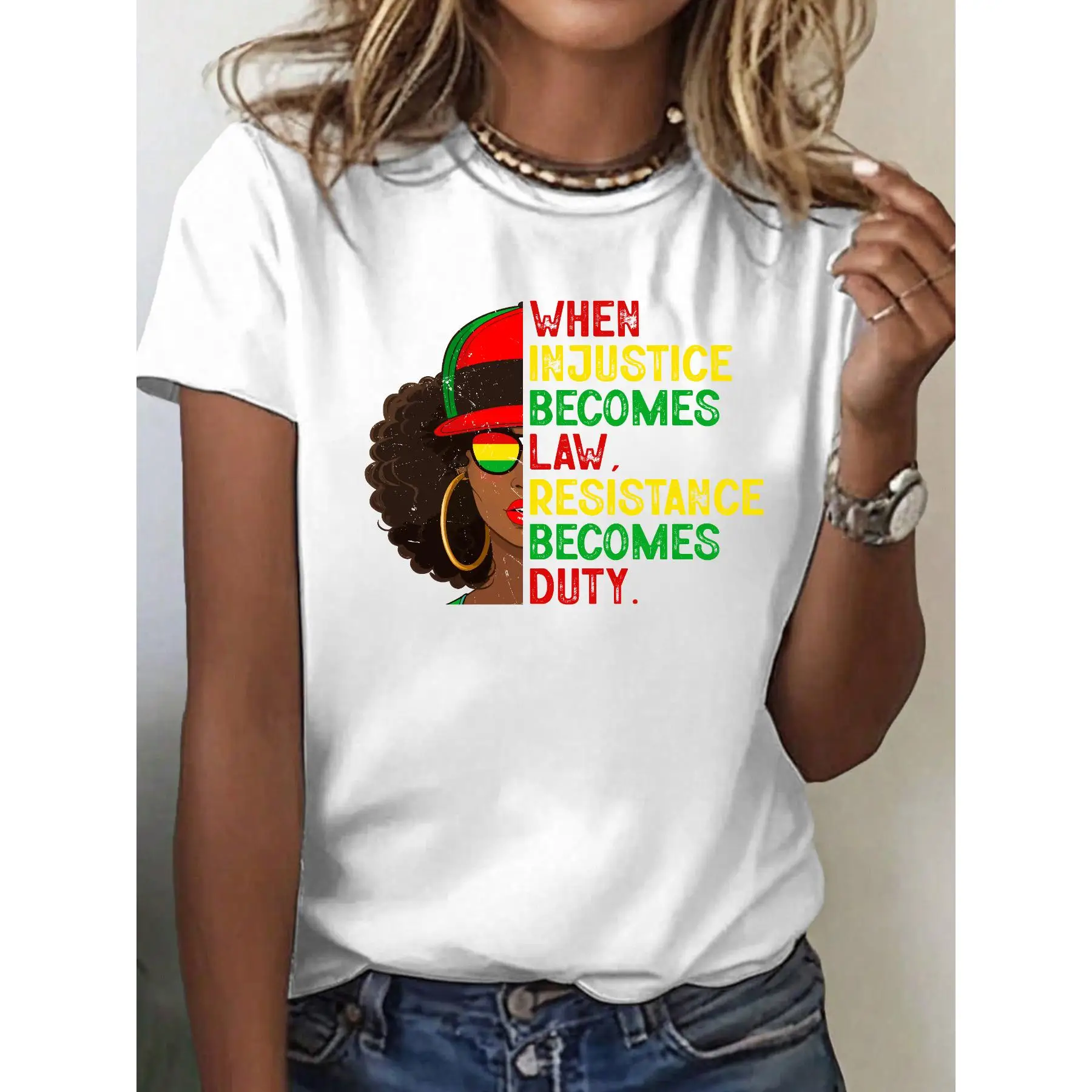 

Urban - style Impactful Tee: Stand Out with a Memorable Design that Combines Style and a Strong Message of Resistance