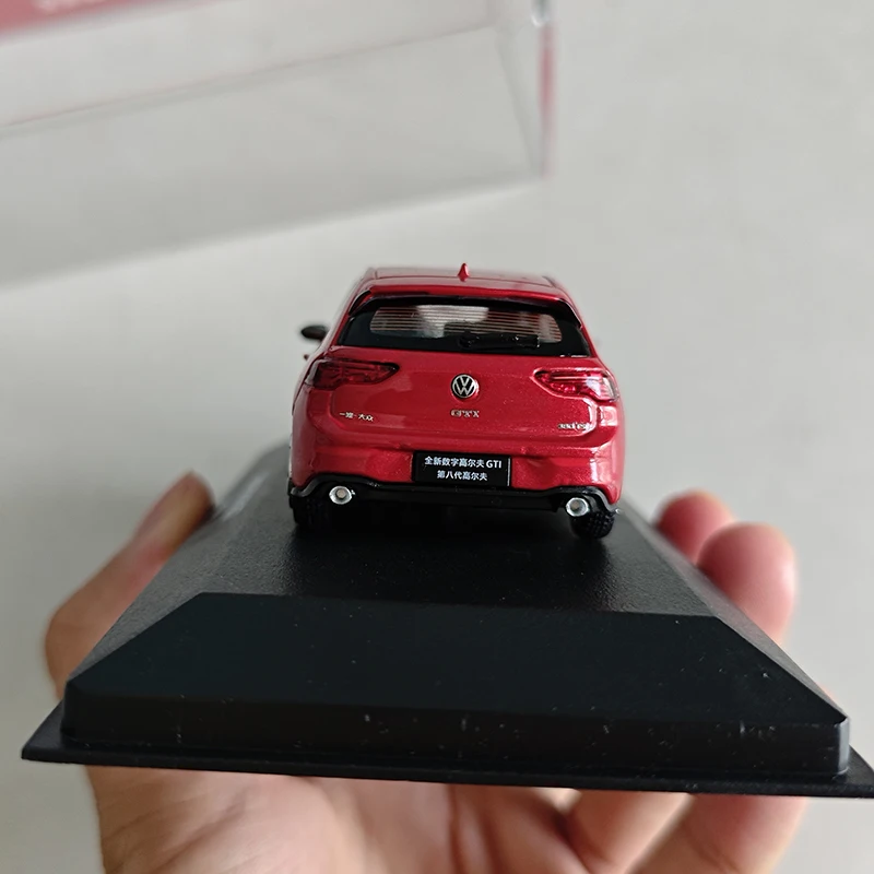 Diecast Model Car 1/43 V W Golf GTI Alloy Model Car Red Classic Car Collectible Toy Simulation Gift Souvenir Special Offer