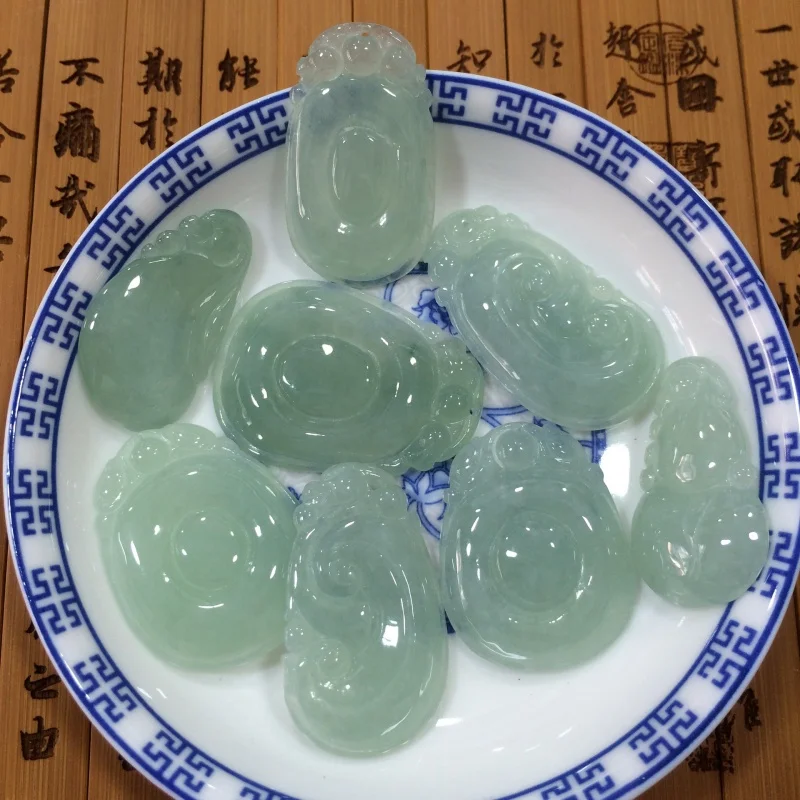 Ice Glutinous Jade Pendant para homens e mulheres, Old PitaJade Ruyi, Factory Direct Supply