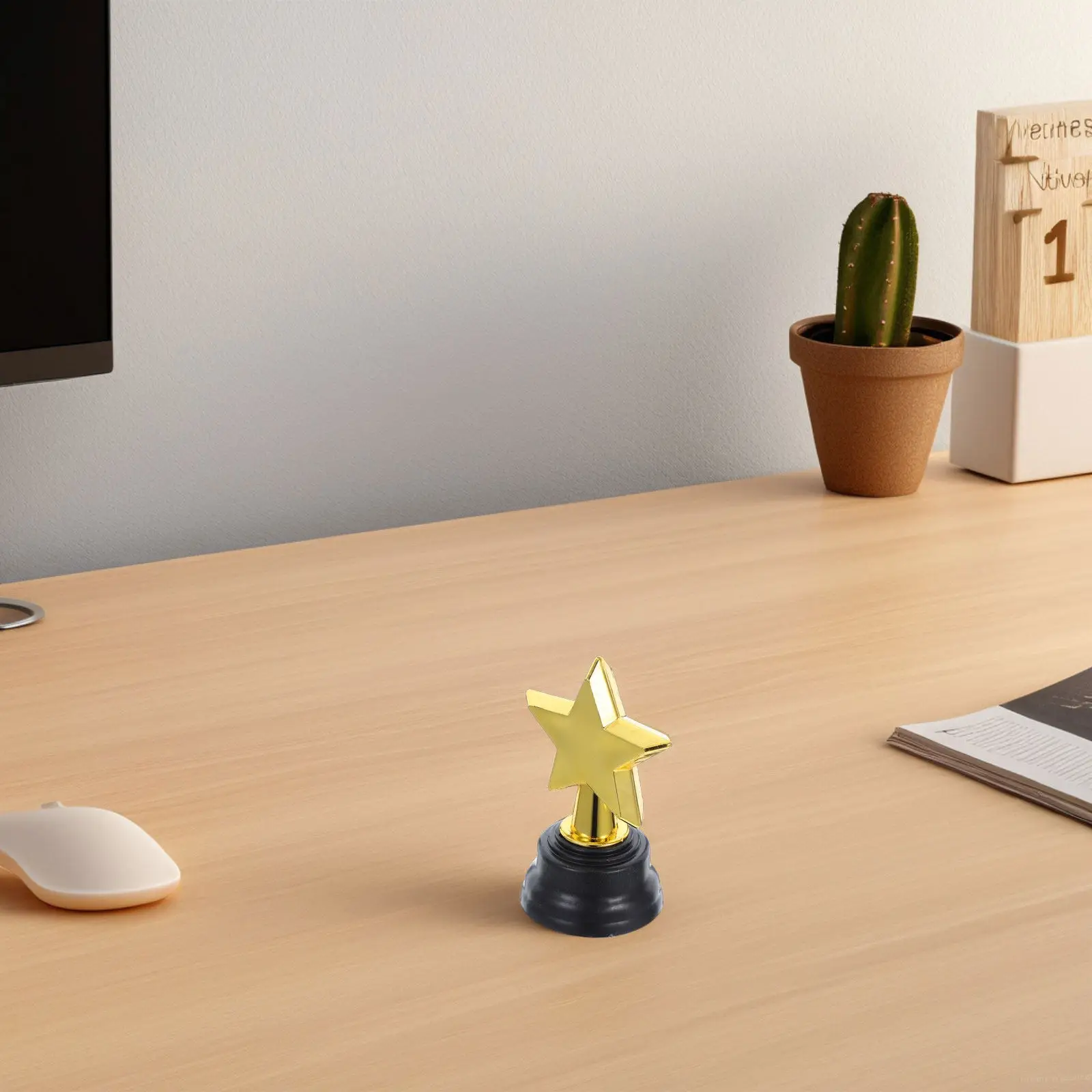 6Pcs Creative Star Shaped Trophies Mini Gold Pentagram Trophy with Black Base for Kids Classroom Games Office Competitions Party
