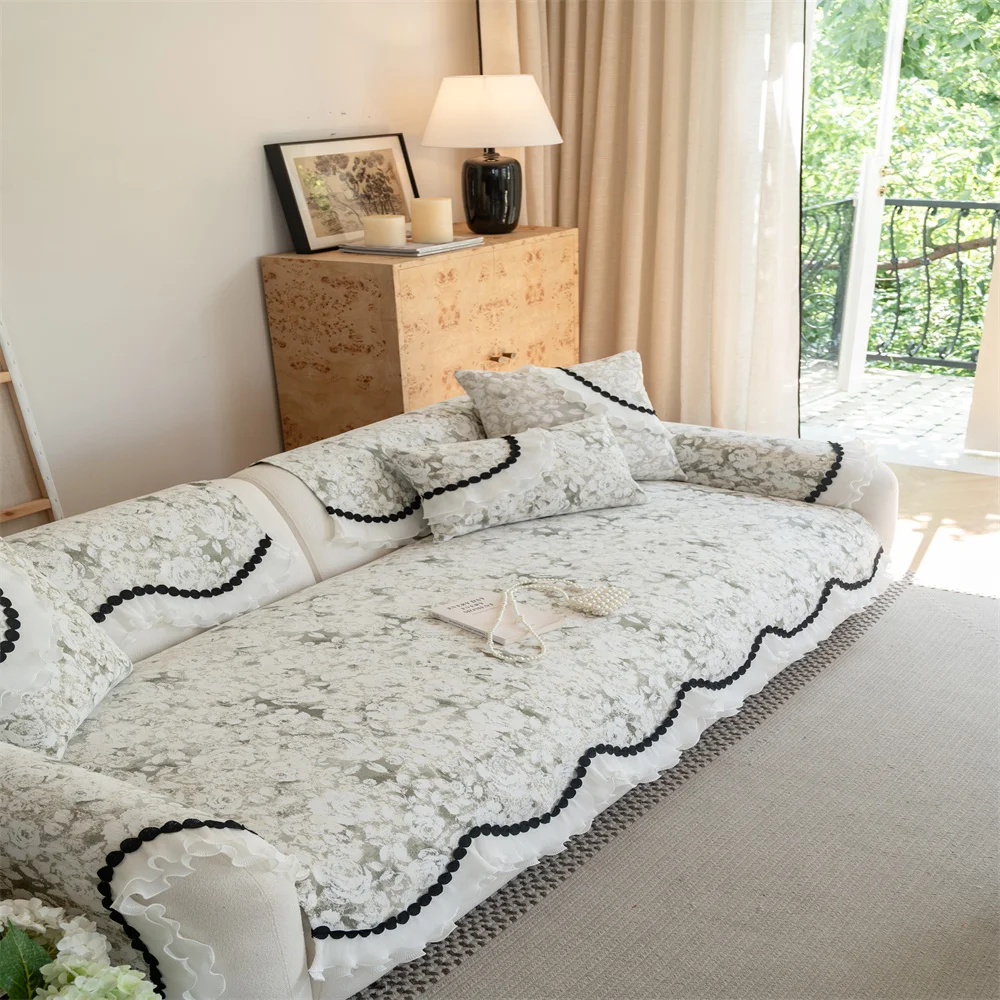 2025 New Special-shaped One-piece Summer Cool Ice Silk Mat Light Luxury High-end Anti-slip Anti-cat Scratch Sofa Cushion