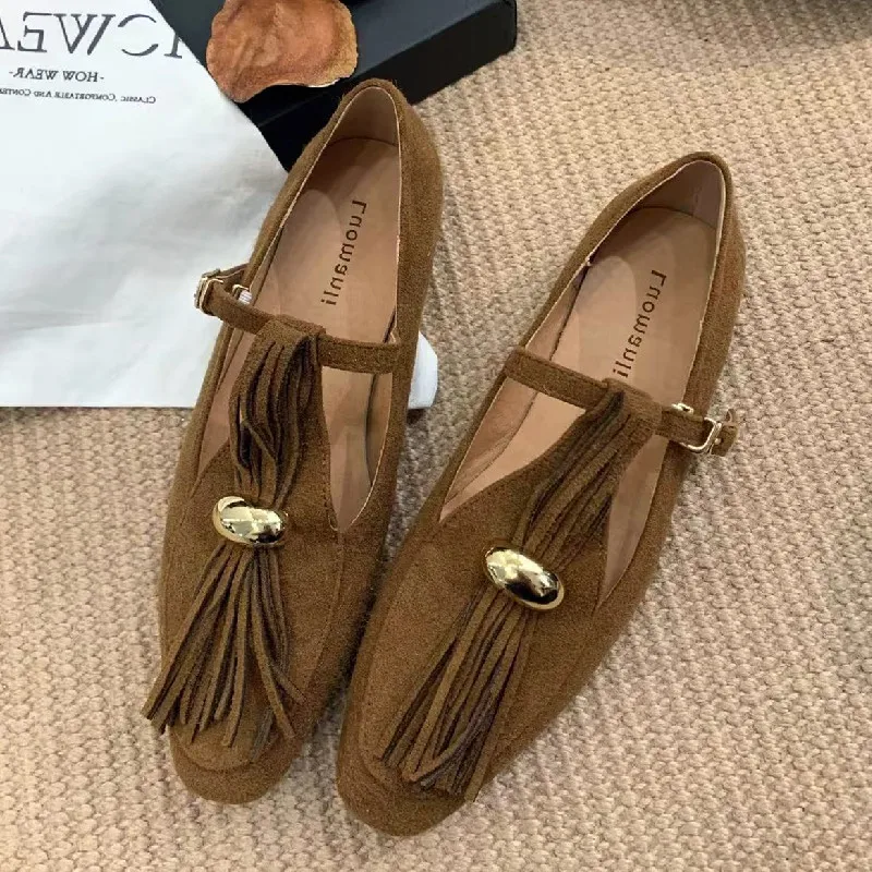 

Faux Suede T-Type Flats Women Fashion Metal Decoration Tassel Design Mary Jane Shoes Comfort Soft Bottom Buckle Designer Shoes