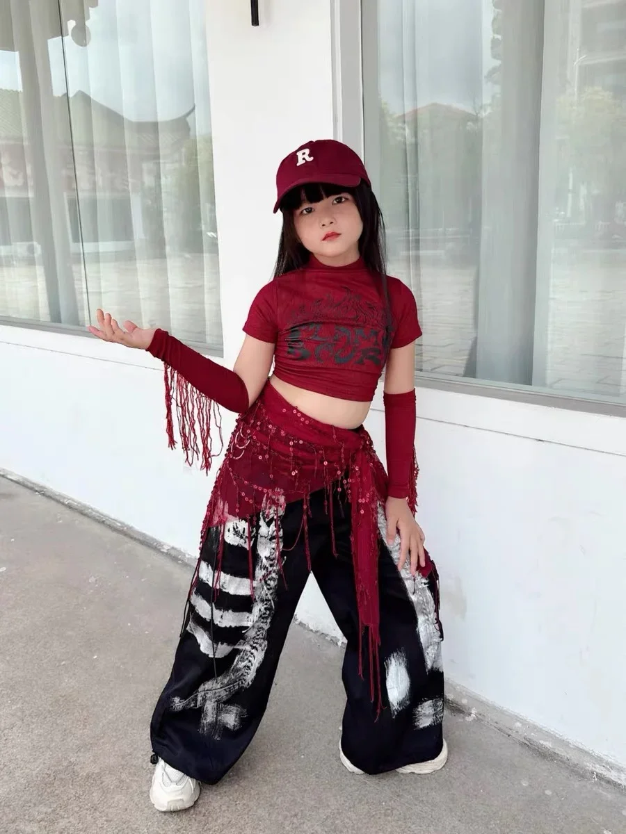 Rode jazzdanskostuums voor meisjes, catwalkmode voor kinderen, streetdance- en hiphopprestatiekostuums voor kinderen