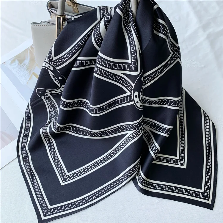 Black 100% Mulberry Silk Scarfs Women Square Accurate Hem Bandanas Top Scarves Accessories Square Head Neck Shawls