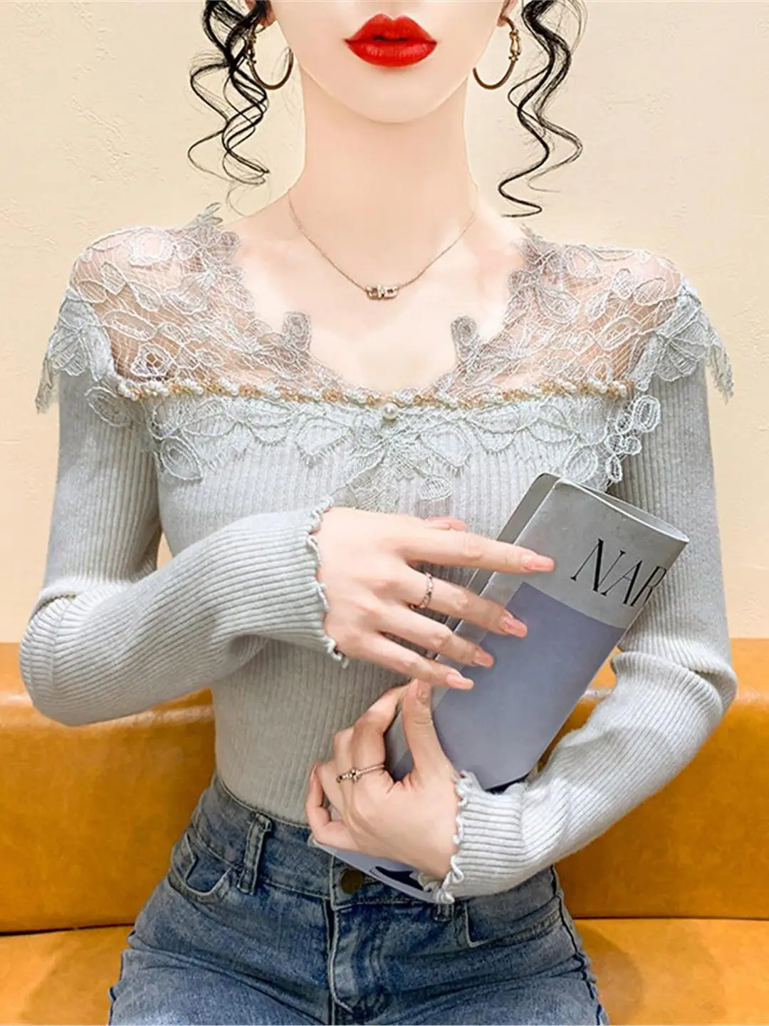 Base lavorata a maglia con giunture in pizzo sexy irt Donna Autunno Inverno Scava fuori V-Ne Perline Lungo Sve Top Morbido elastico Abbigliamento interno