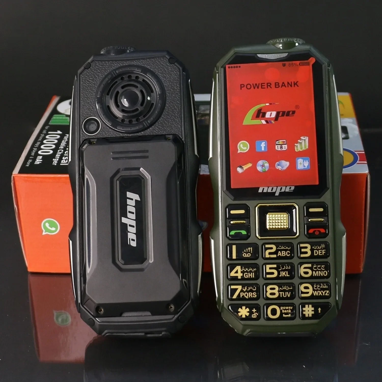 Small Mini Rugged Outdoor Mobile Phone For Elderly Large Battery 3 Sim Powerbank Speed Dial Flashlight Low Price Rough Cellphone