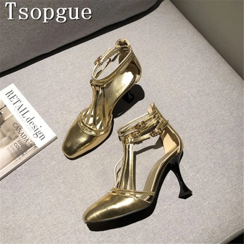 مصمم الذهبي غطاء تو الصنادل النساء العلامة التجارية أزياء T حزام الكاحل التفاف عالية الكعب الفاخرة حزب اللباس مضخات