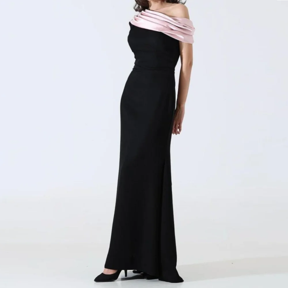 

Customized Black Straight Prom Dresses Floor-Length Off The Shoulder Sleeveless Evening Gown Fashion Pleat Backless Party Gown