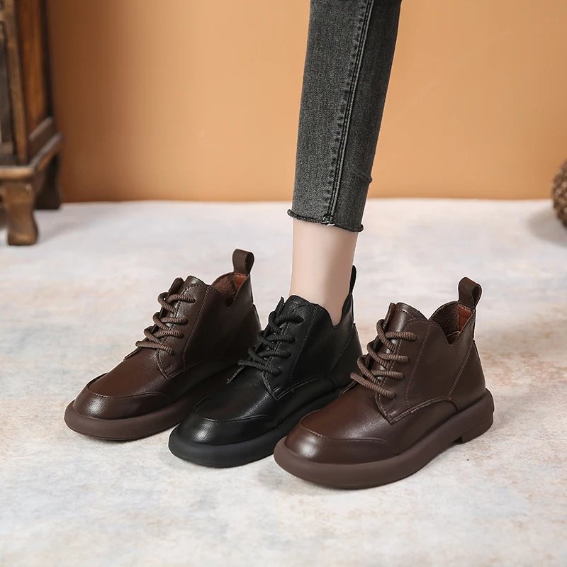 Thick soled women's boots winter new versatile British style small leather shoes with lace up low cut simple short women's boots