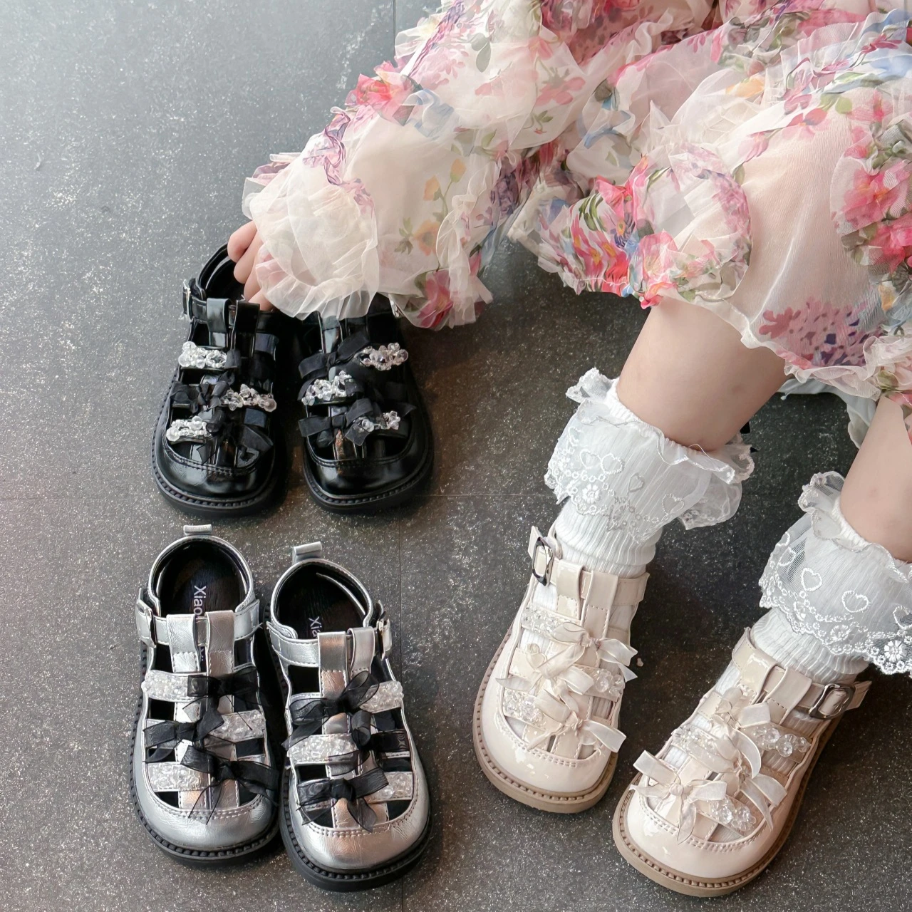 Toddler Girls Leather Cage Sandals with Cute Bow 2026 New Summer Kid Chunky Beach Shoes Soft Sole Elegant School Party Footwear