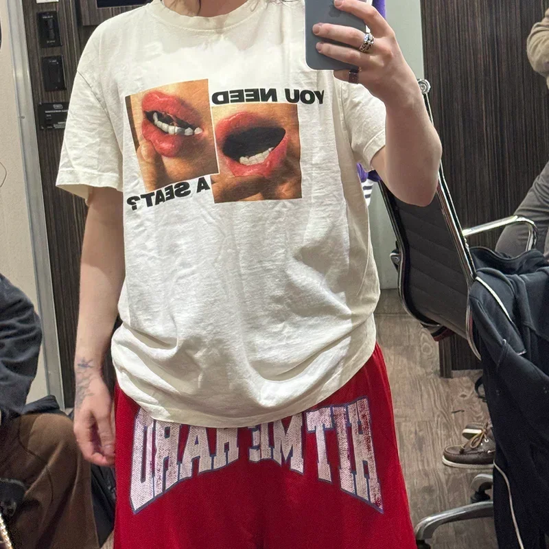 2025 Billie Hit Me camiseta estampada dura y suave de verano para hombres y mujeres Harajuku cuello redondo de algodón talla europea Casual Top de verano
