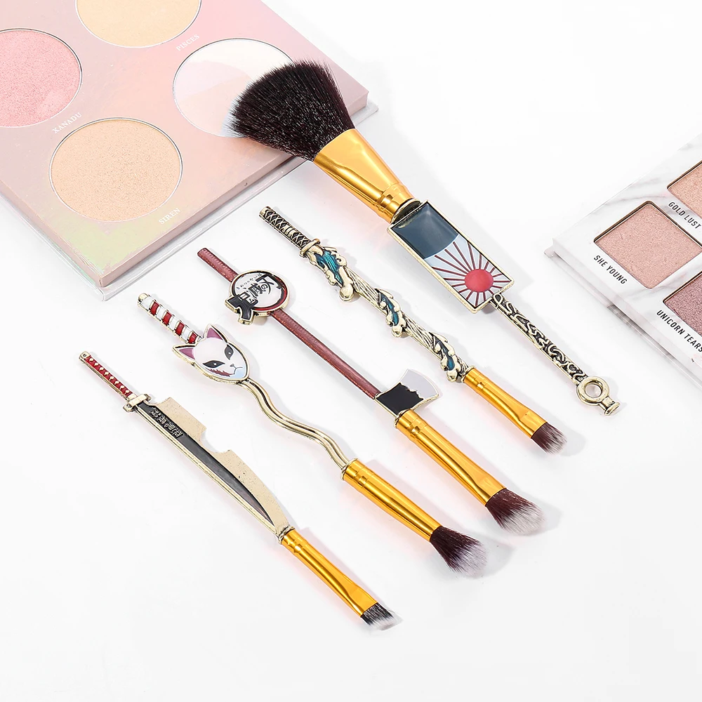 Anime Demon Slayer คอสเพลย์ 5 ชิ้นชุดแปรงแต่งหน้า Face เครื่องสําอางค์ Eyebrow อายแชโดว์ s เครื่องประดับอุปกรณ์เสริม