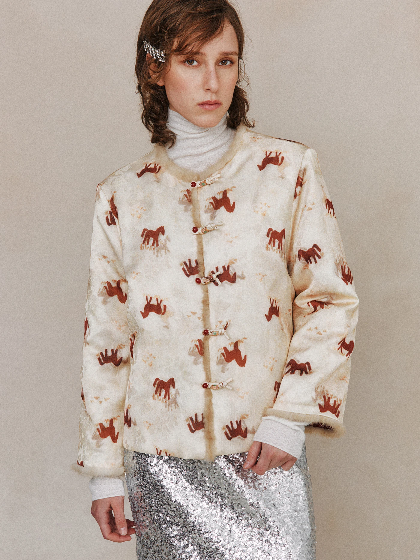 

Новогодняя женская куртка с двусторонним дизайном в китайском национальном стиле, из атласного хлопка, прямого кроя, с длинными рукавами