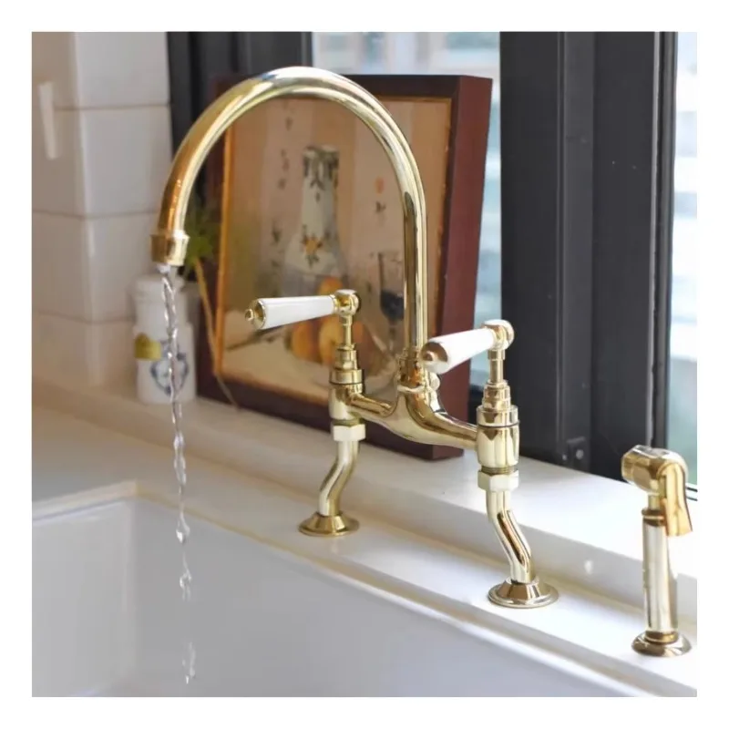 

Luxury Brass Kitchen Faucet Long Neck Antique Deck Installation Design Double Handle Hot Cold Water Brush Sprayer