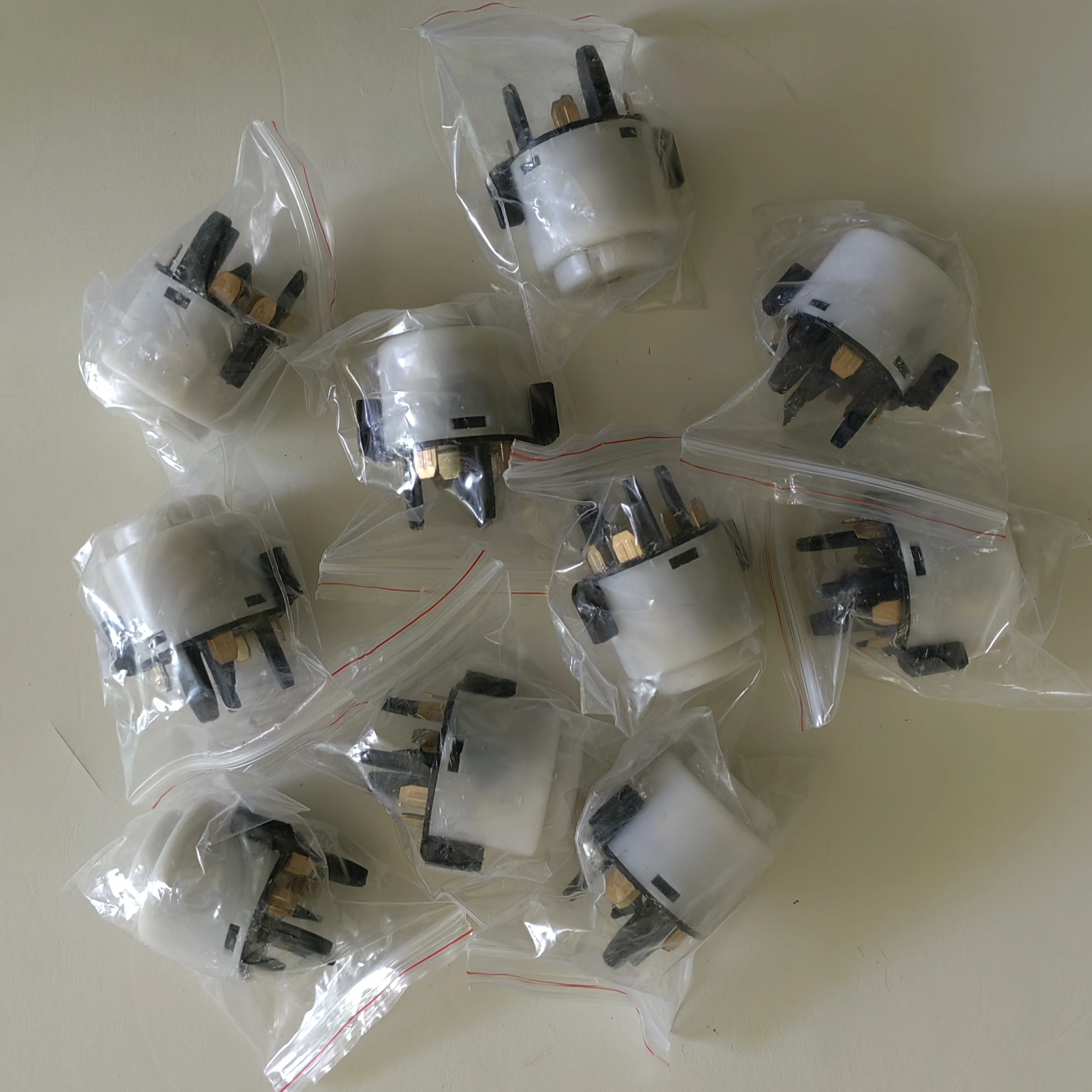 

5/10 x Steering Ignition Switch for VW Passat Beetle Audi A4 Porsche 911 OEM: 4B0905849 / 4B0 905 849