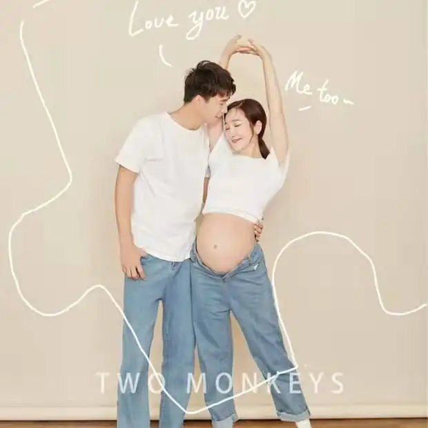 Mommy Daddy Matching Short Sleeve Pregnancy T-shirts and Jeans Pregnant Belly Couple Outfit Casual Suit Valentine Gift