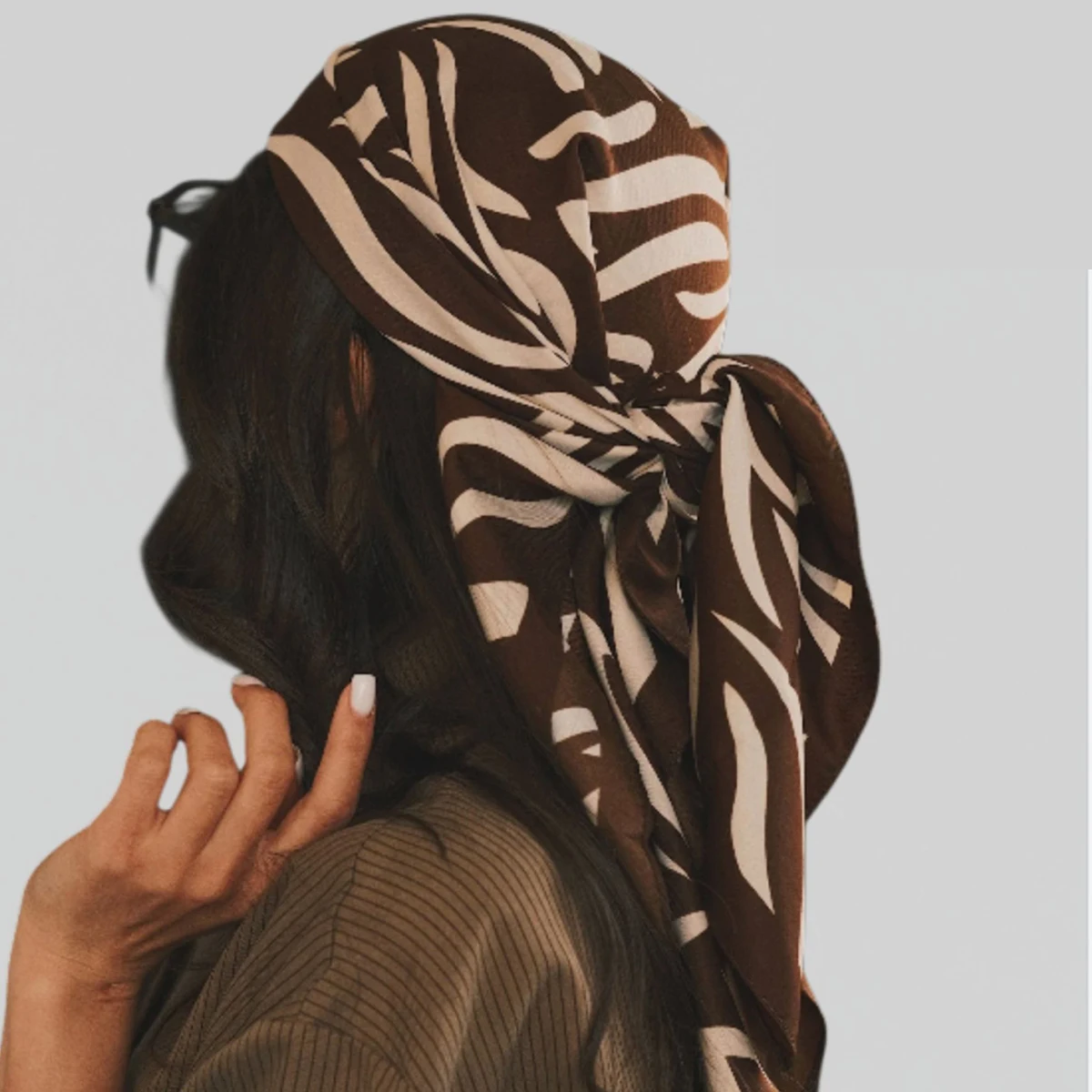 Neue Frauen Mode Leopard Zebra-Print Schal Weiche Satin Schals Platz Kleine Taschentuch Hals Snood Tasche Hijab Snood 90*90 cm