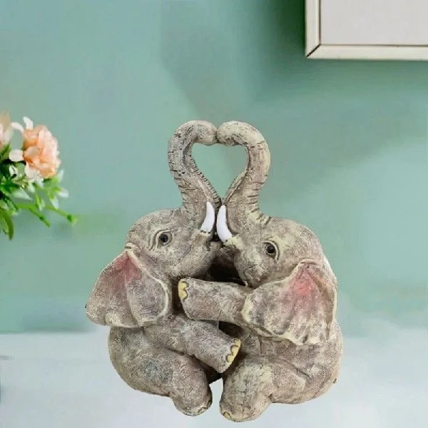 New Creative Love Animal Hug Statue Resin Crafts Elephant Couple Hug Statue Wedding Anniversary Birthday Home