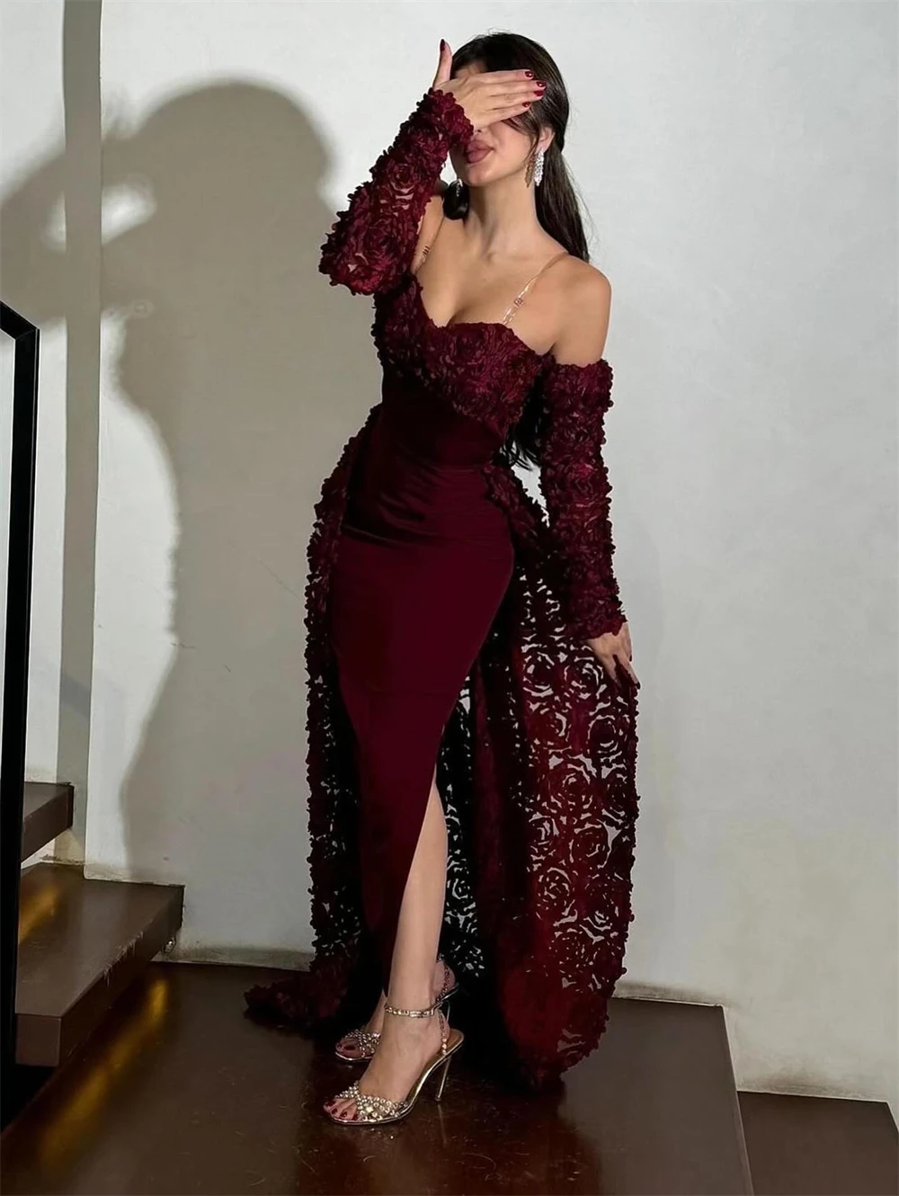 Abito da sera semplice personalizzato in jersey bordeaux Abito da festa sexy a maniche lunghe con scollo a cuore Abiti da ballo con strascico a sirena morbida