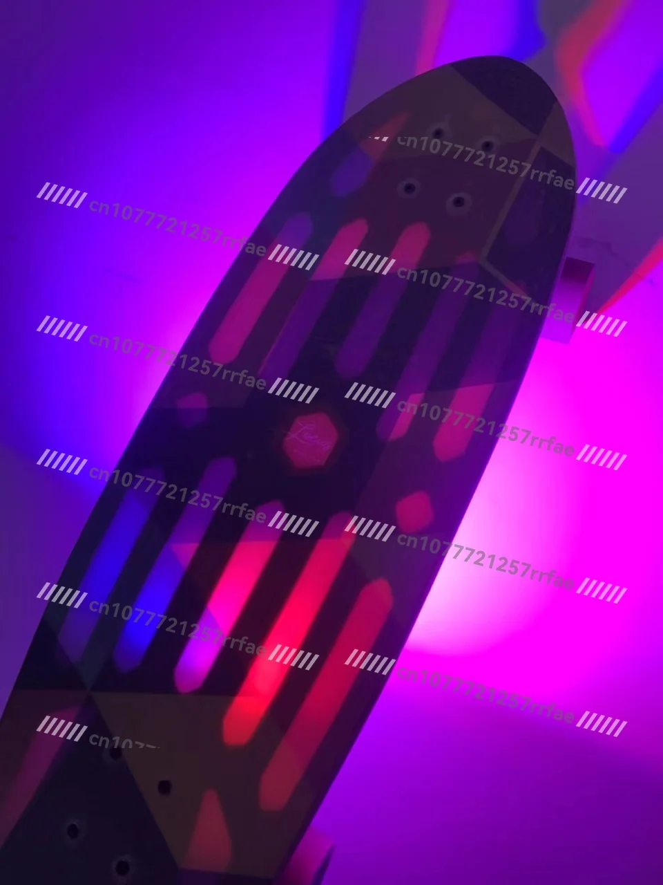 Professional General Three-color Cool Skateboard Light, Bracket, Lu Chong Light, Long Board Luminous Light, Skateboard Light