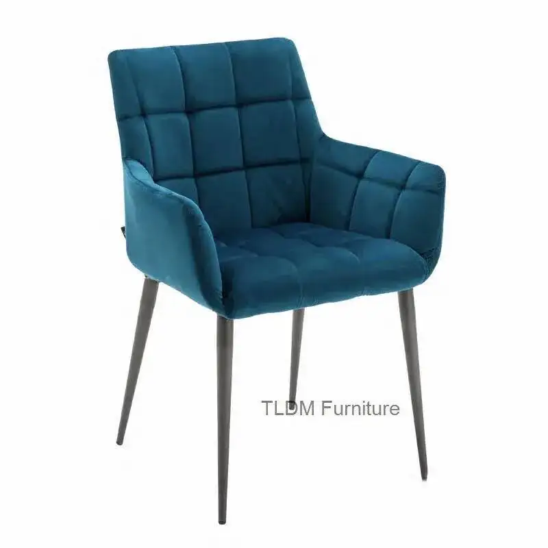 كرسي إبداعي كراسي حديدية فاخرة مطعم خلفي غرفة الطعام مصمم أثاث منزلي خفيف فاخر مسند ظهر أريكة نادي الطعام P