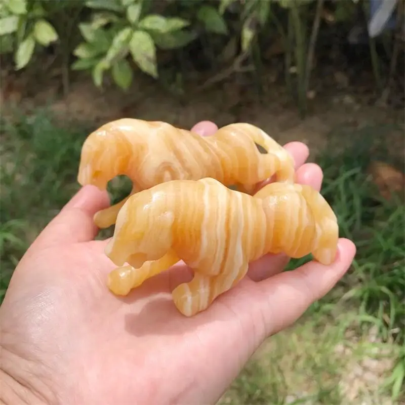 Natural Orange Calcite Cheetah Carving Handmade Polished Animal Powerful Statue For Home Decoration Lucky Gift 1PCS