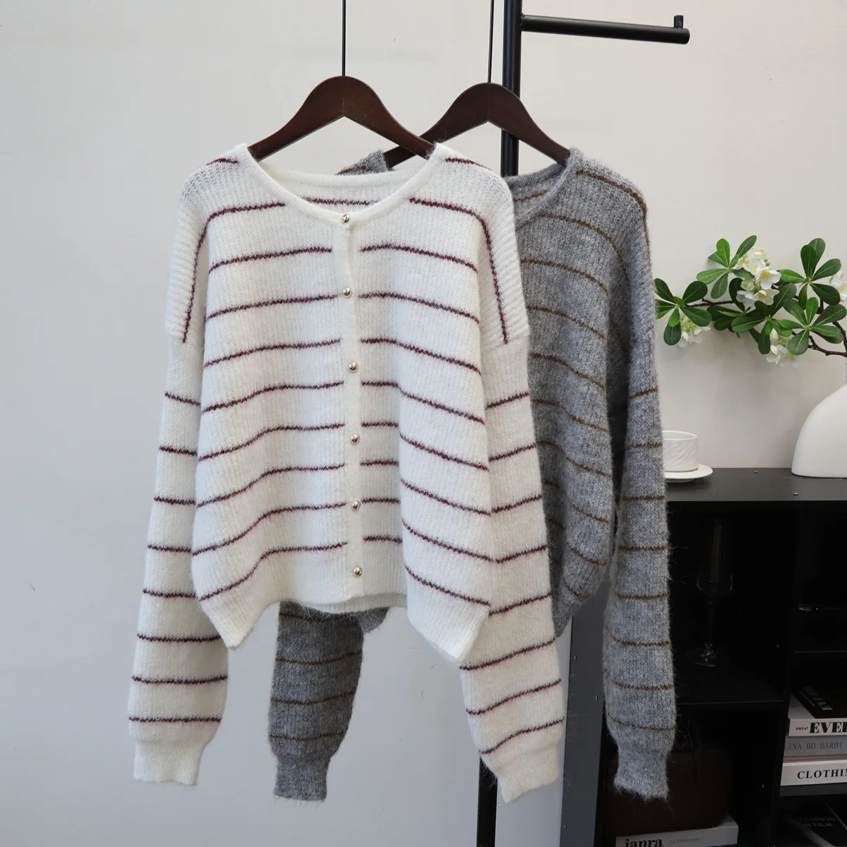 

Women Cardigan Sweater Knitted Jumpers Color Block Stripe Casual Round Neck Long Sleeves Loose Fit Single Breasted Tender Autumn