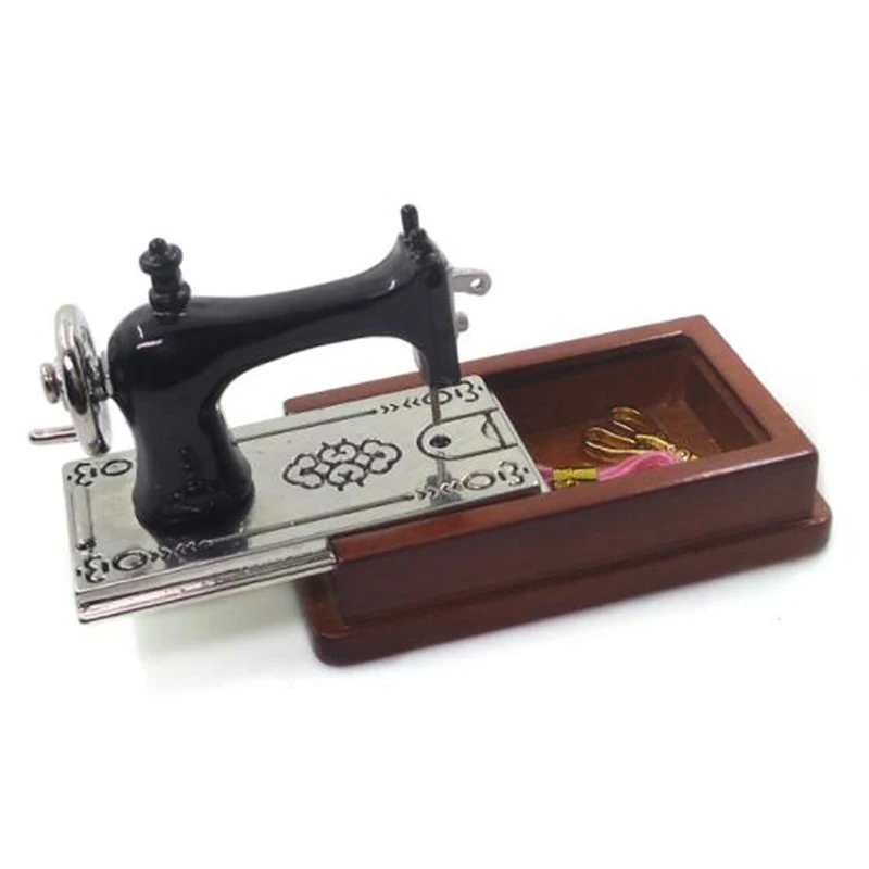 1:12 Dollhouse Miniature Vintage Sewing Machine Model Furniture Accessories Mini Alloy Sewing Machine Doll Home Decoration Gift