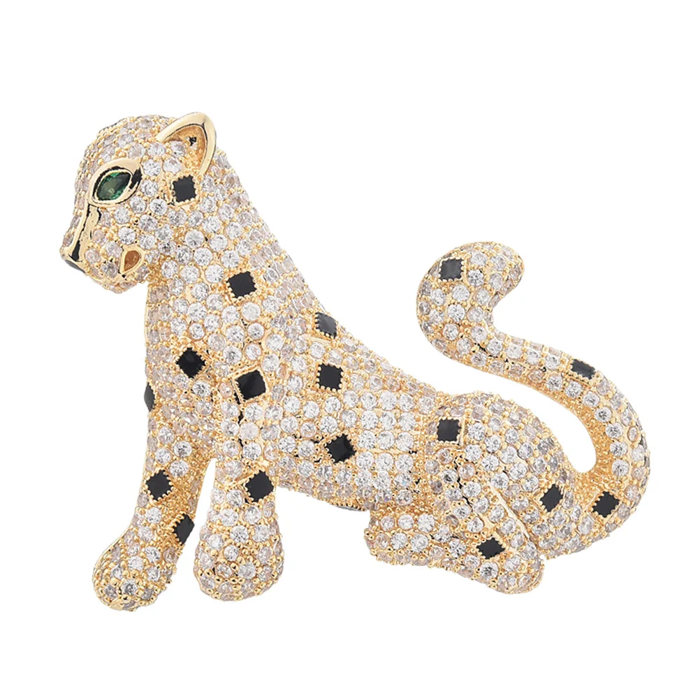 

Funny Leopard Brooch Golden Alloy Strong Secure Brooch for Women Girls Stylish Accessory for Outfit Bag Daily Wear Jewelry