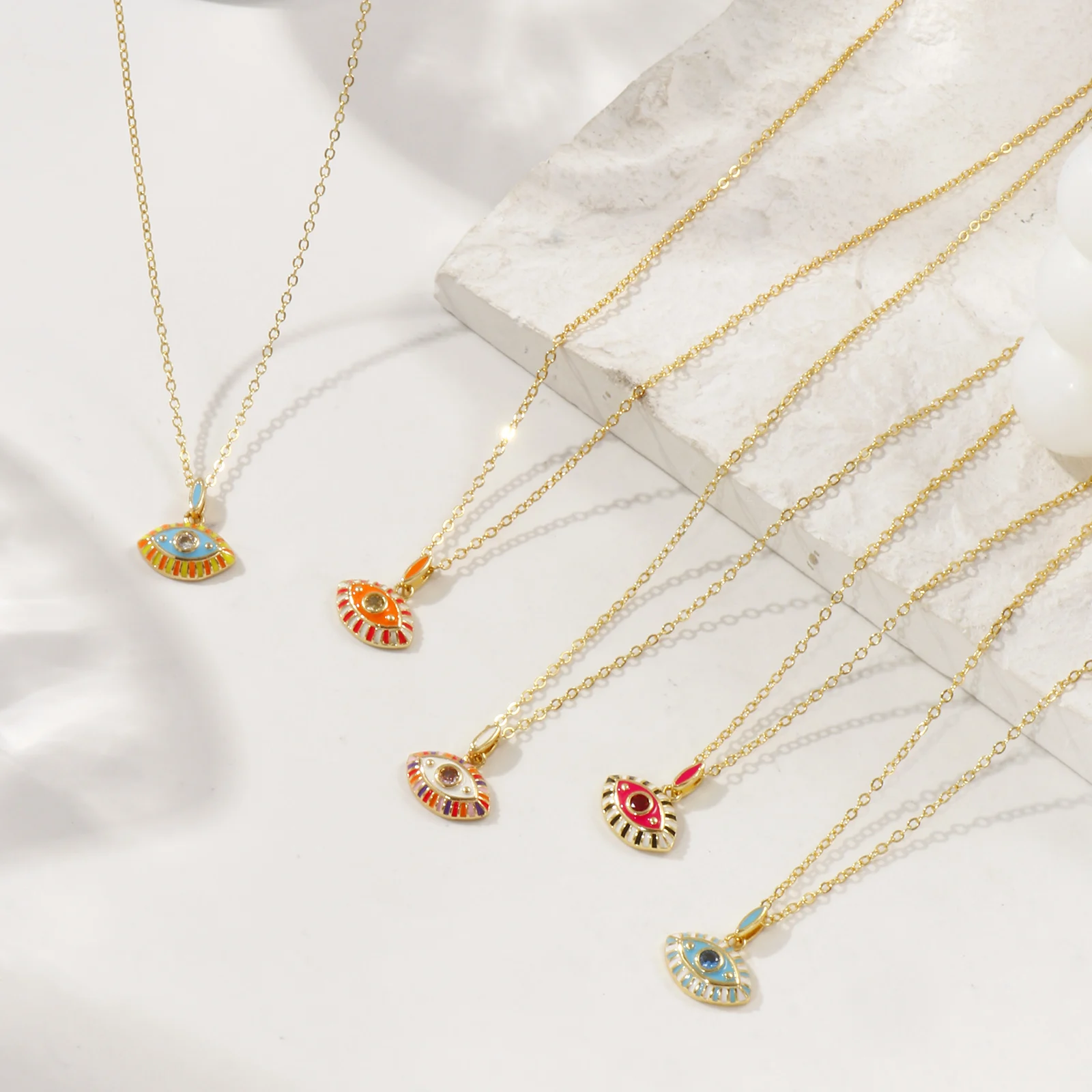 1pc Vintage Brass Necklace Gold Color Link Cable Chain Multicolor Enamel Eye Pendant Necklace For Women Party Collar Jewelry